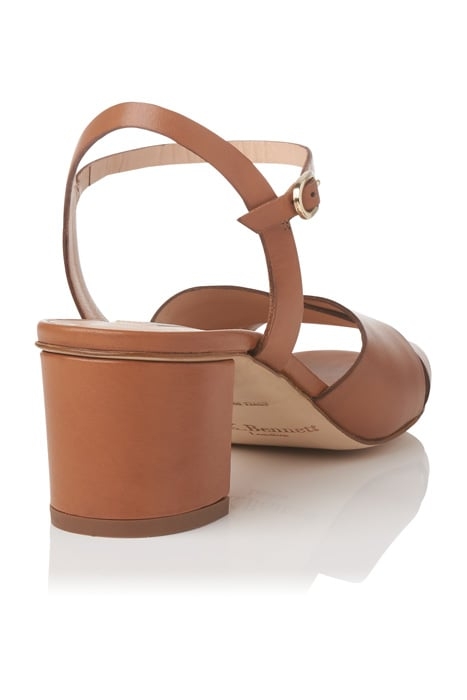 TABITHA SANDAL SADDLE 3