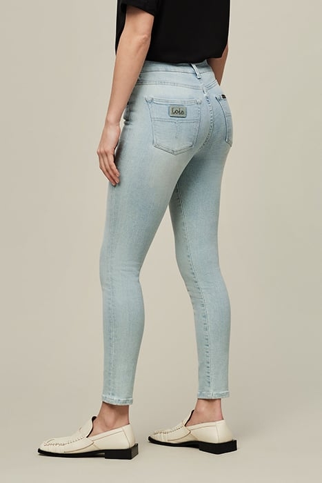 CELIA CASPAR BLEACH 2