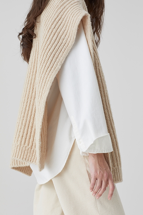PONCHO TURTLENECK KNITS NUDE 3