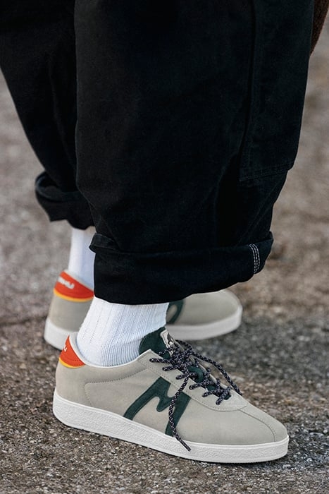 TRAMPAS-ABBEY STONE/JUNE BUG 2