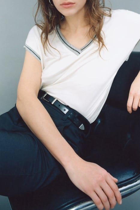 ECRU MIXED FABRIC TOP WITH STRIPED RIBBED V NECK 5