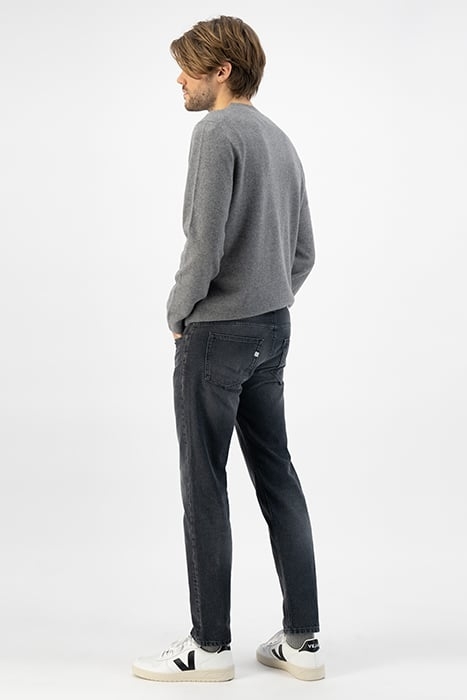 REGULAR DUNN WORN BLACK 4