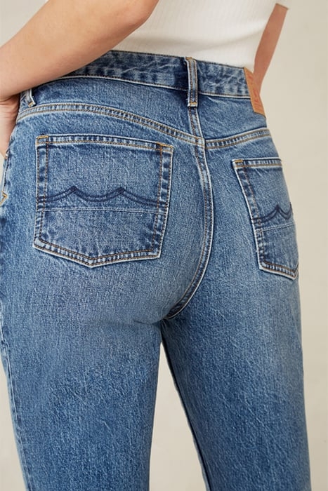 ANNA XAVIER LIGHT USED 3