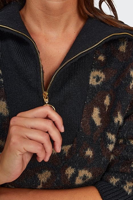 BLACK LEOPARD KNIT ZIP-NECK SWEATER 6