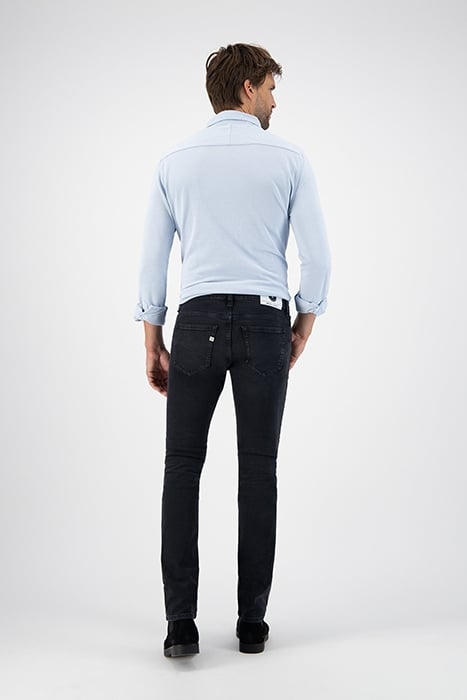 SLIM LASSEN - STONE BLACK 4