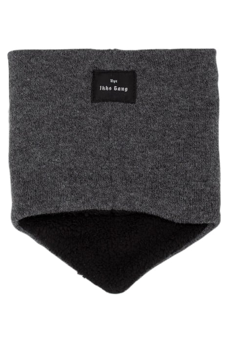 BOYS’ GREY FUR-LINED KNIT SNOOD WITH DICE BADGE GREY 2