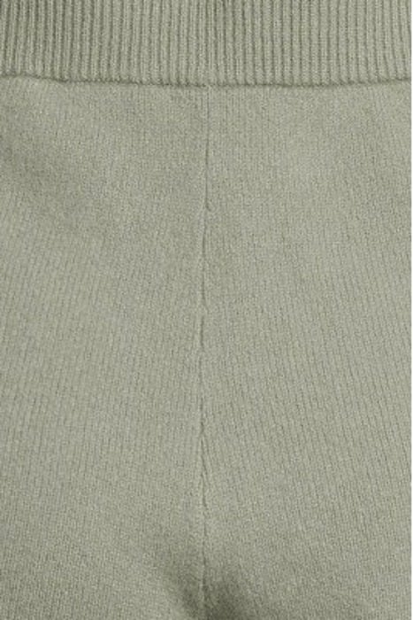 SHORTS LIGHT GREEN 5