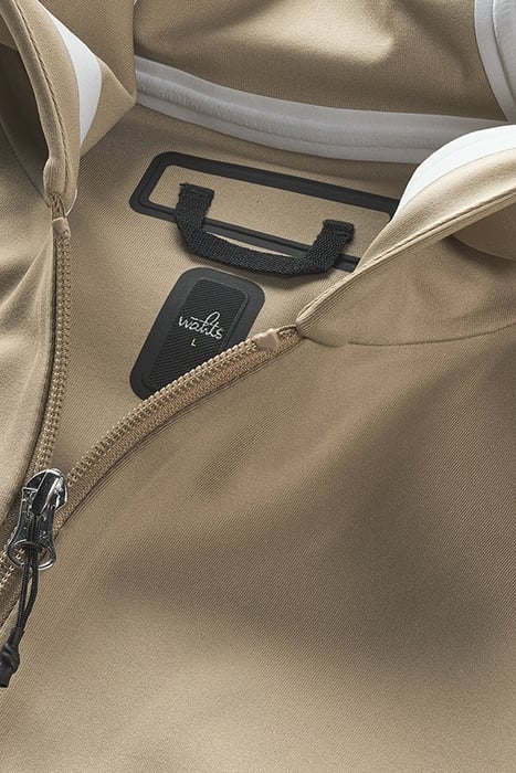 SHELTON | TECH JERSEY HOODIE NEUTRAL SAND 2