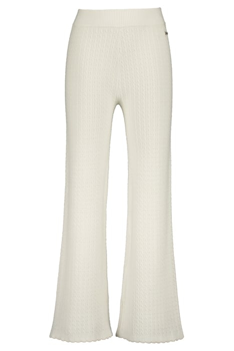 SILKIE MACROON WHITE 1