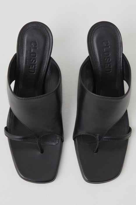MULE SHOES BLACK 2