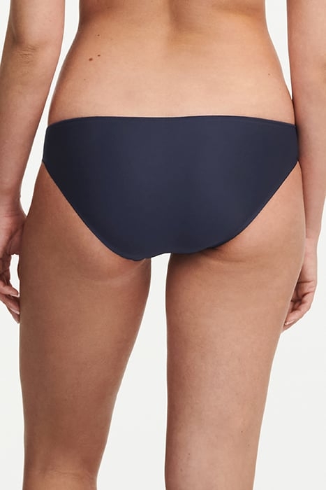 CO BO. BRIEF STD STD W. BLUE SHADES 2