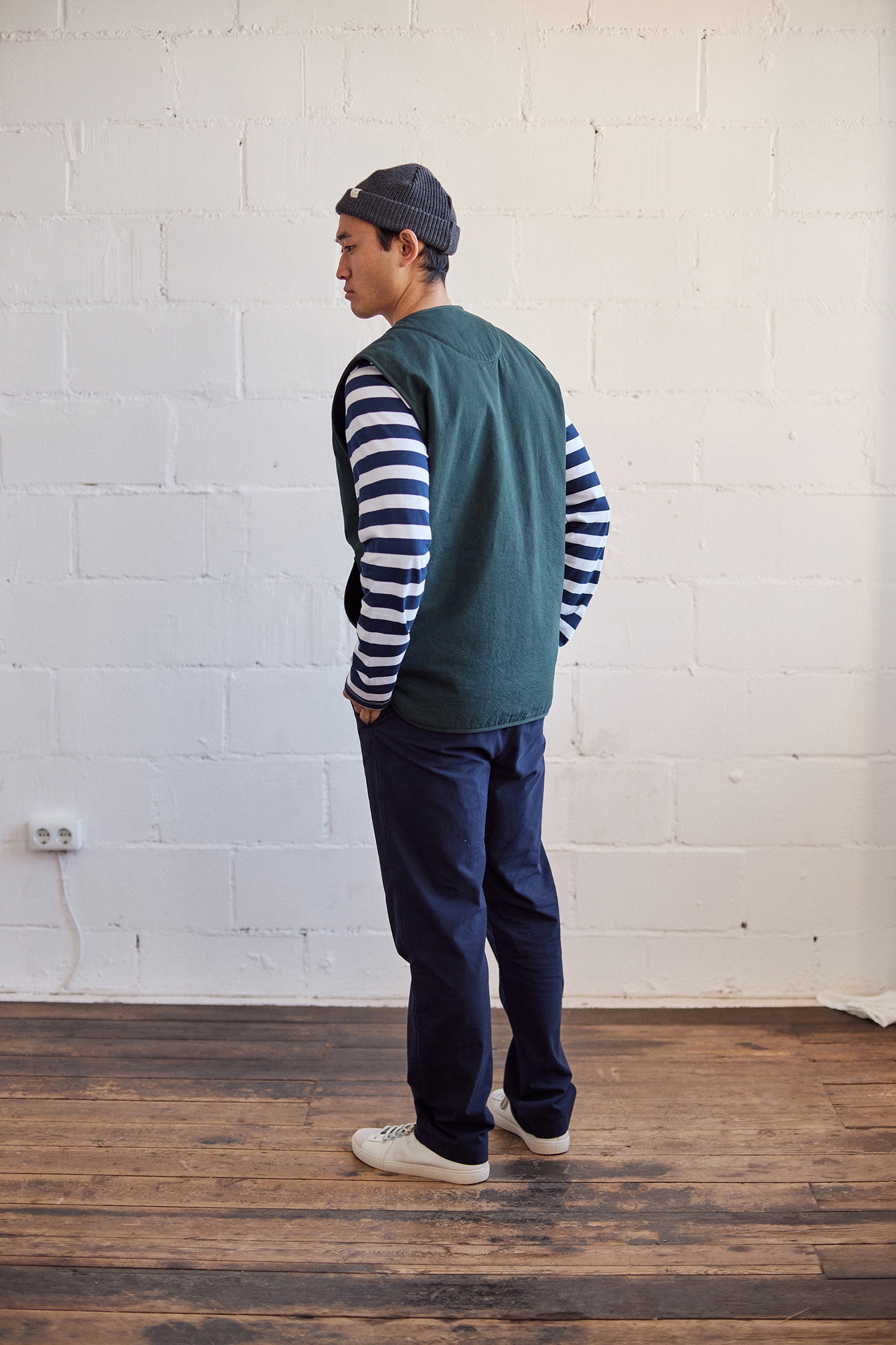 WAGER - DARK GREEN 2