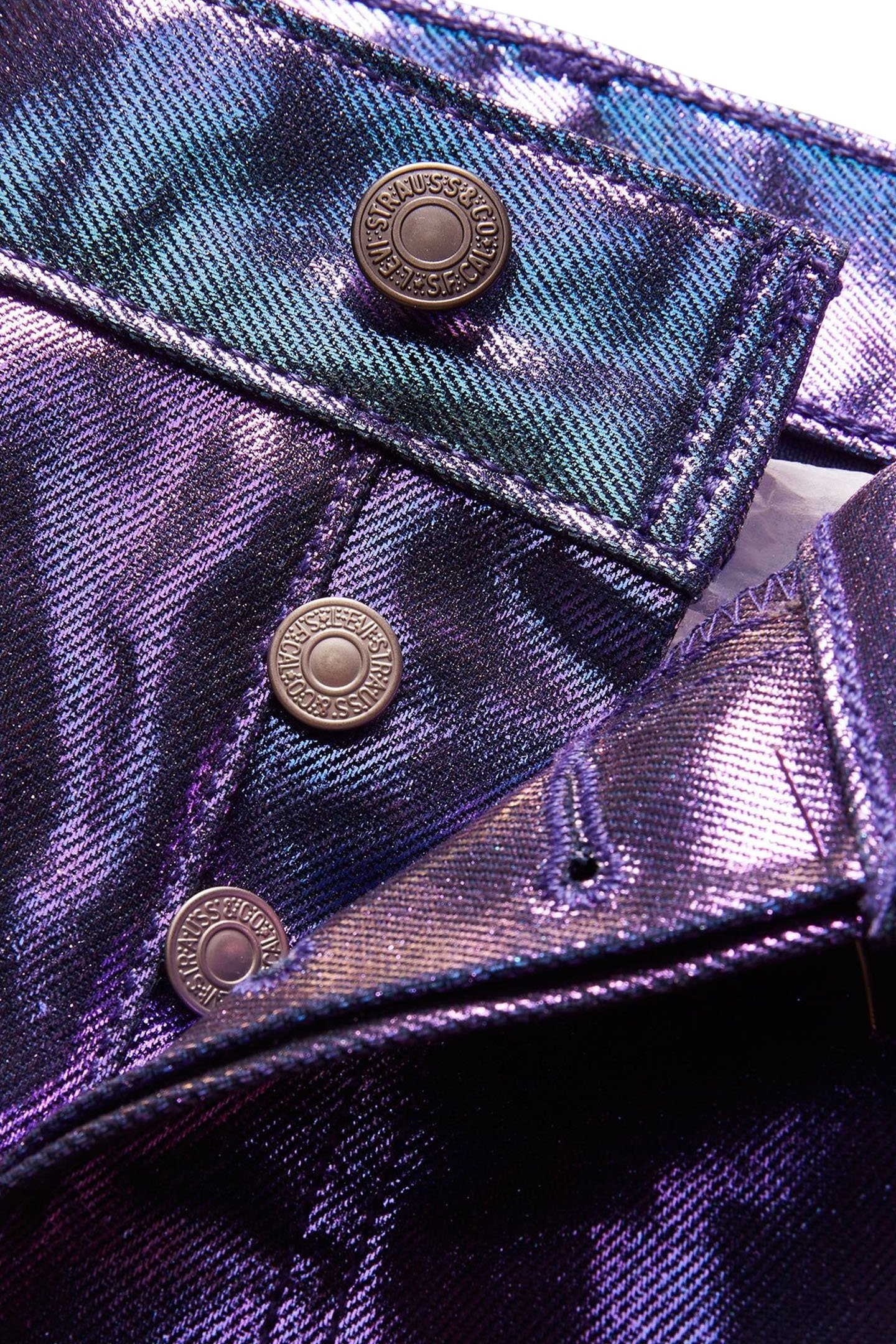 PEARLESCENT ICON SKIRT 8