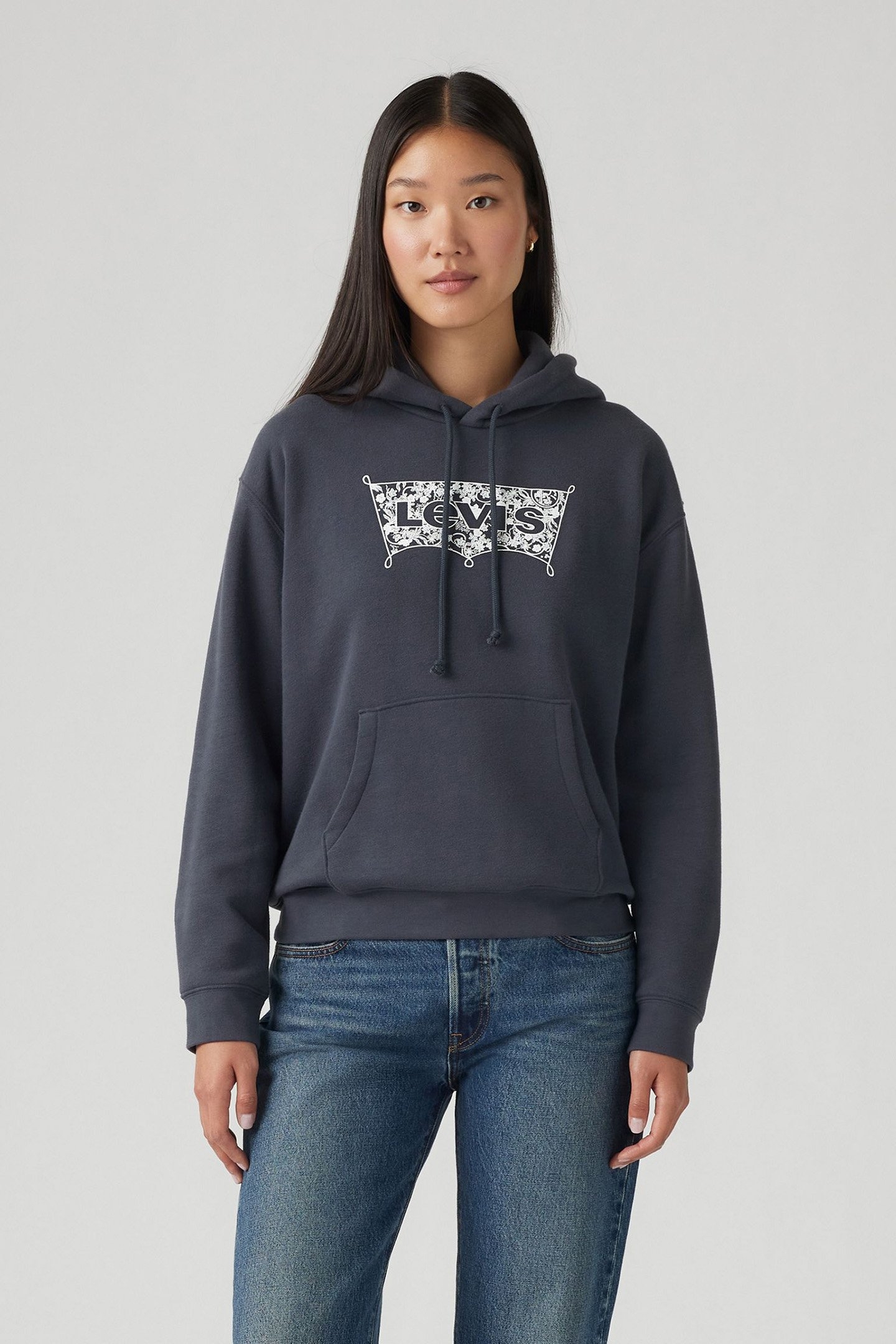 GRAPHIC EVERYDAY HOODIE 1