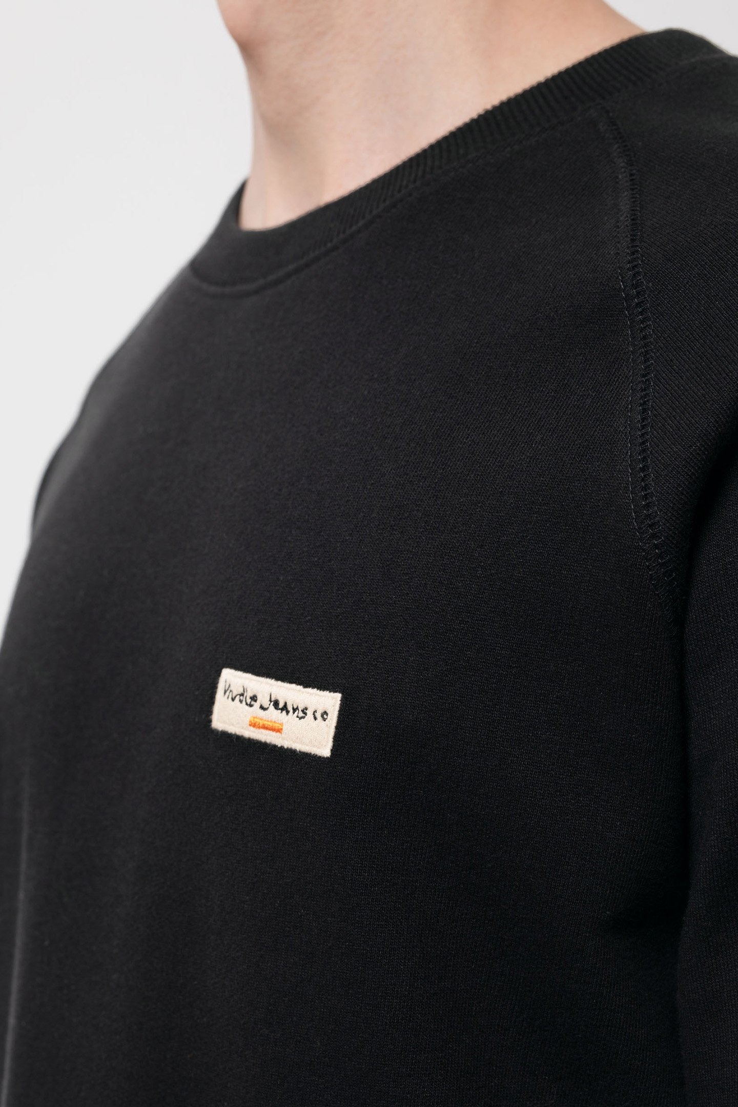 SAMUEL LOGO SWEATSHIRT BLACK 4
