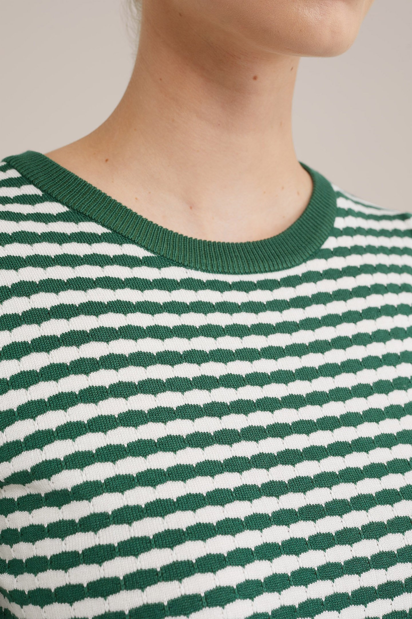 KNITTED PULLOVER GREEN 5