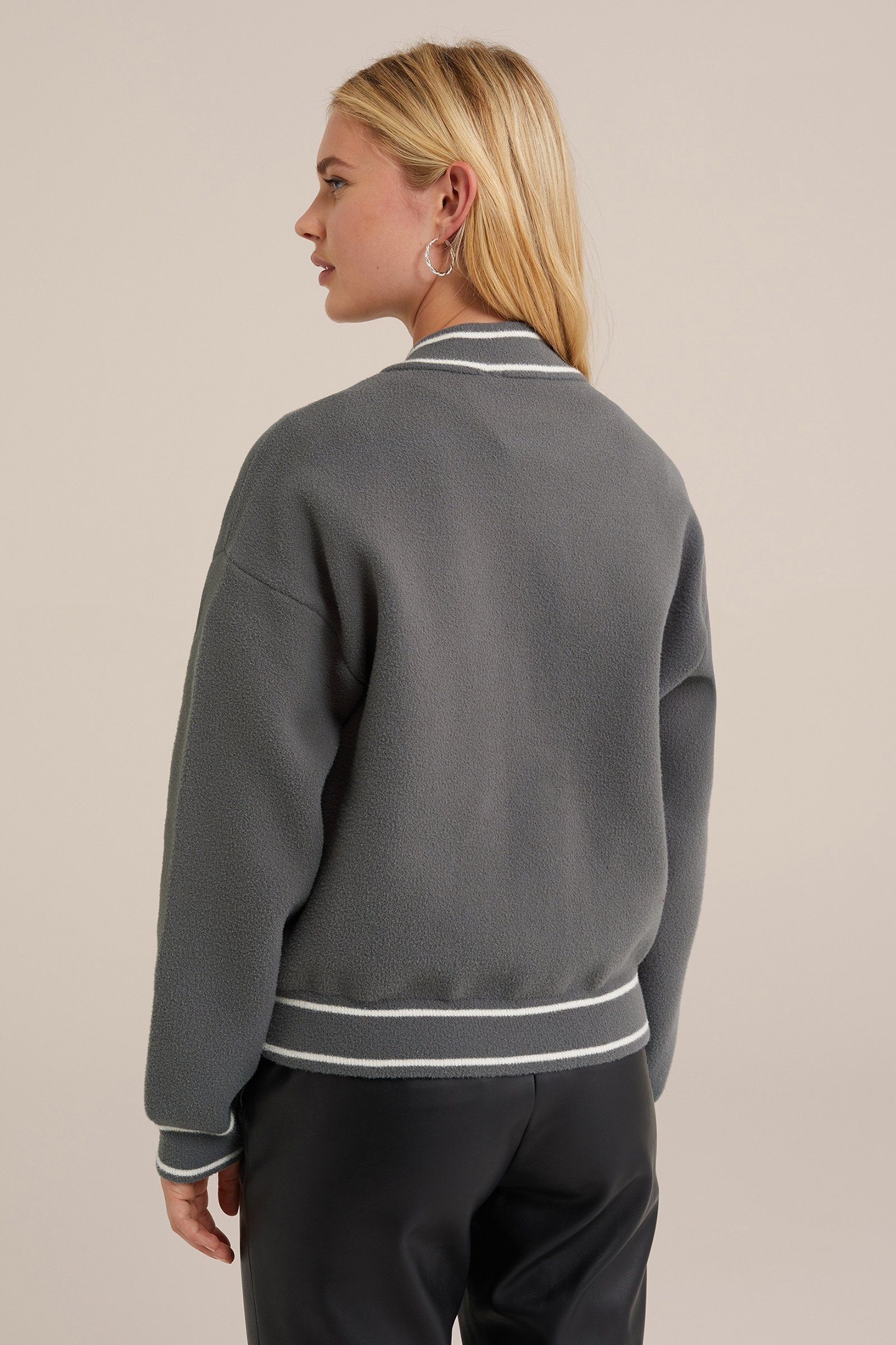 KNITTED CARDIGAN LIGHT GREY 2