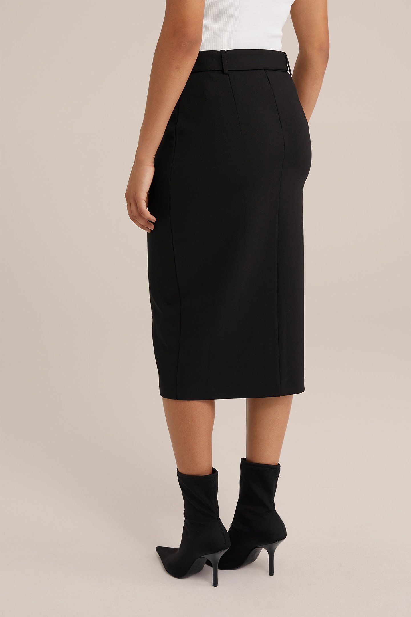 SKIRT MEDIUM LENGTH BLACK 2