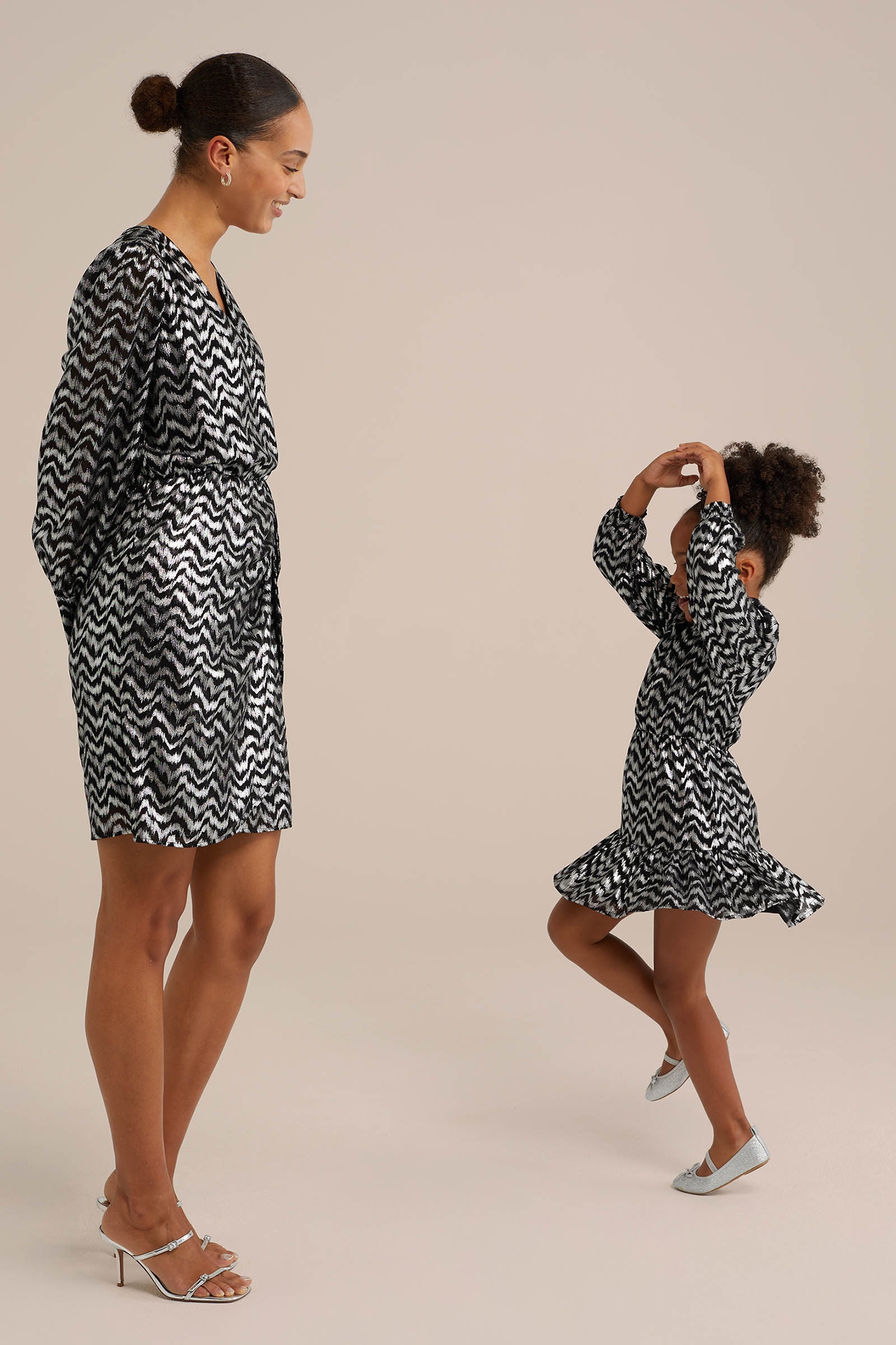 DRESS MID LENGTH SILVER 6