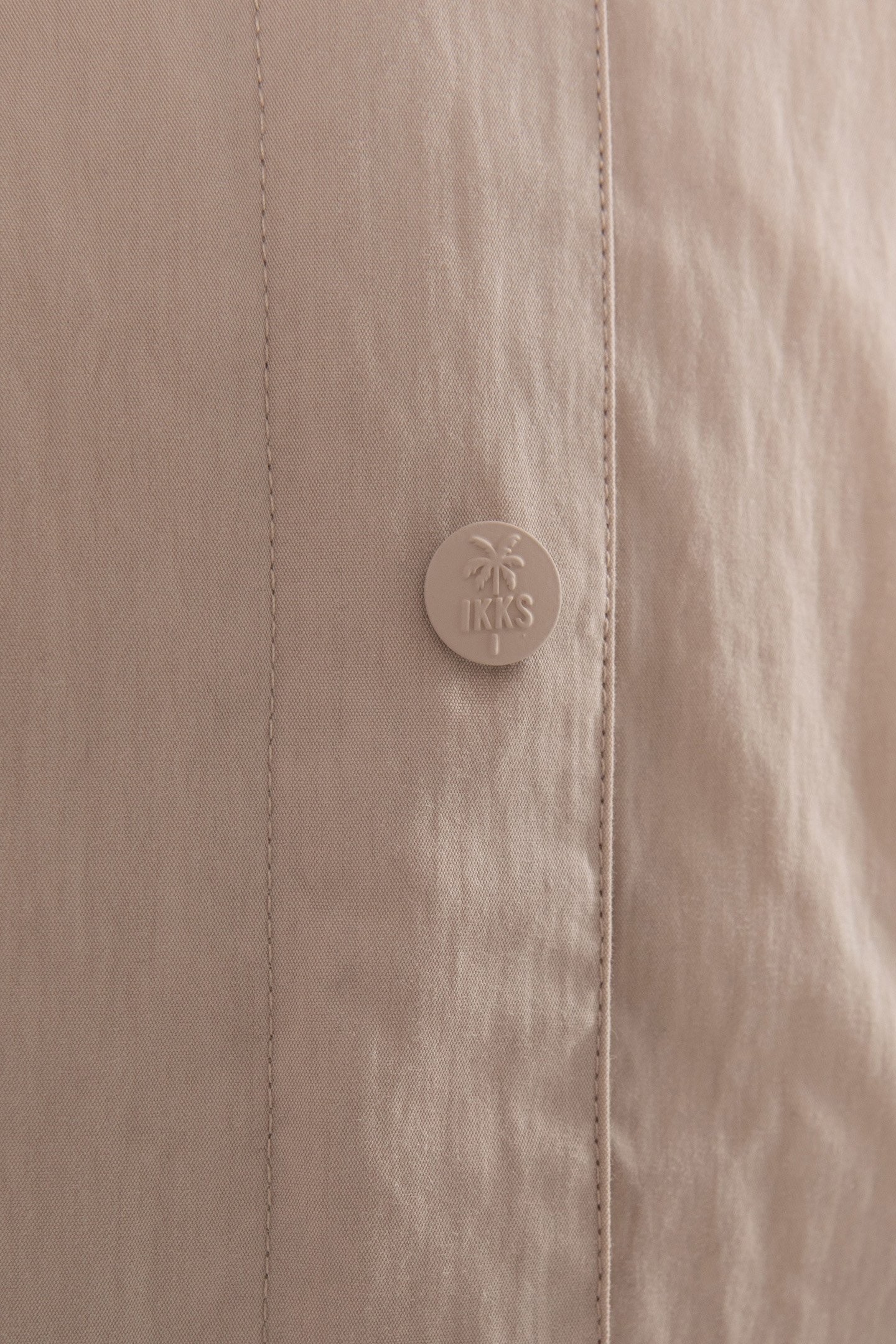 GIRLS' BEIGE TRENCH COAT WITH DECORATIVE DETAIL ON HOOD 7