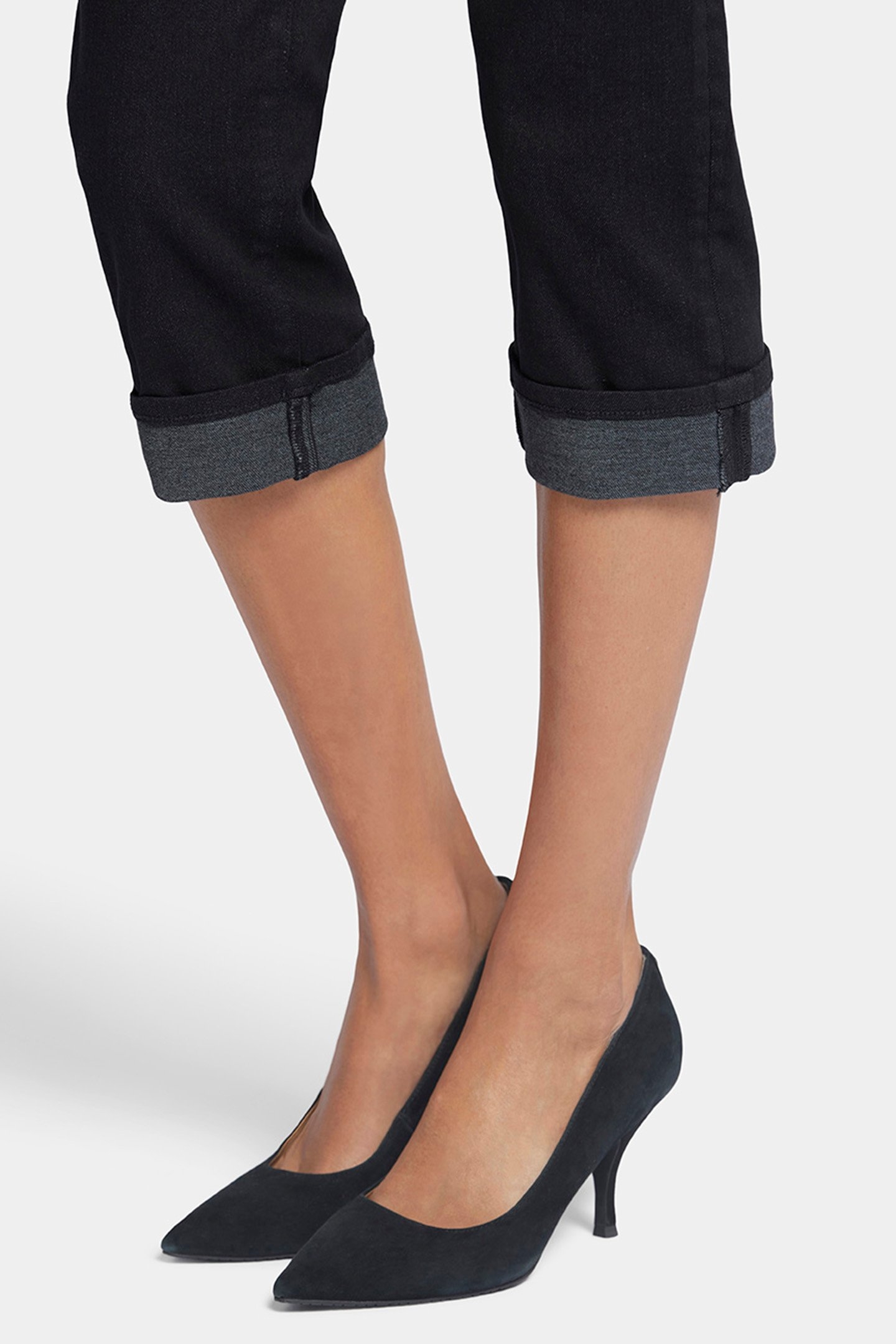 MARILYN CROP CUFF BLACK 6