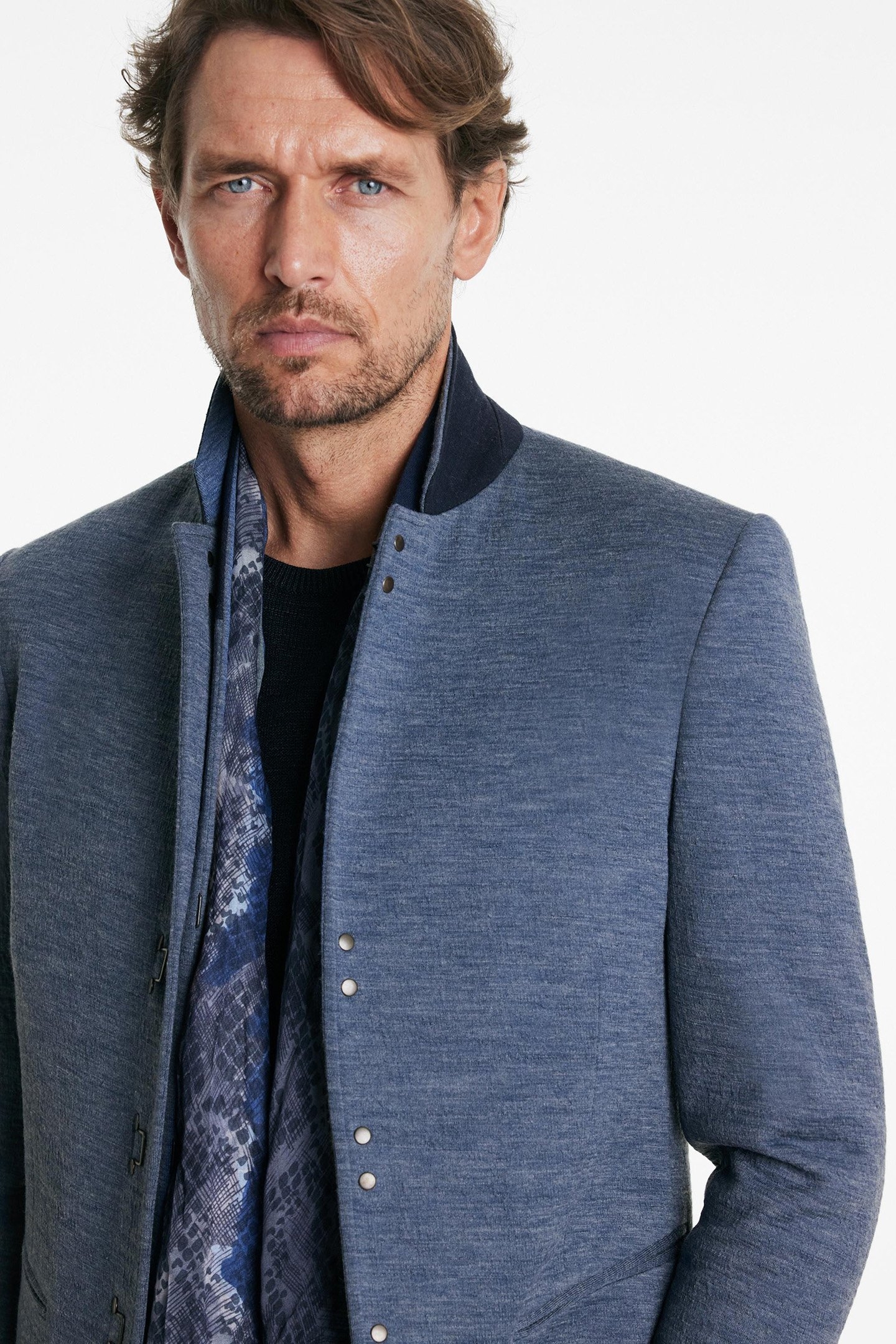 SLIM FIT NOTCH LAPEL JACKET WITH A HOOK RAIN BLUE 3