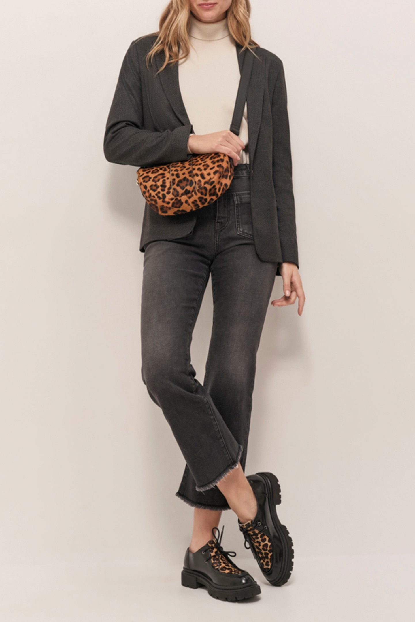 VALOU - CHARCOAL PRINCE OF WALES PATTERN SUIT JACKET 4