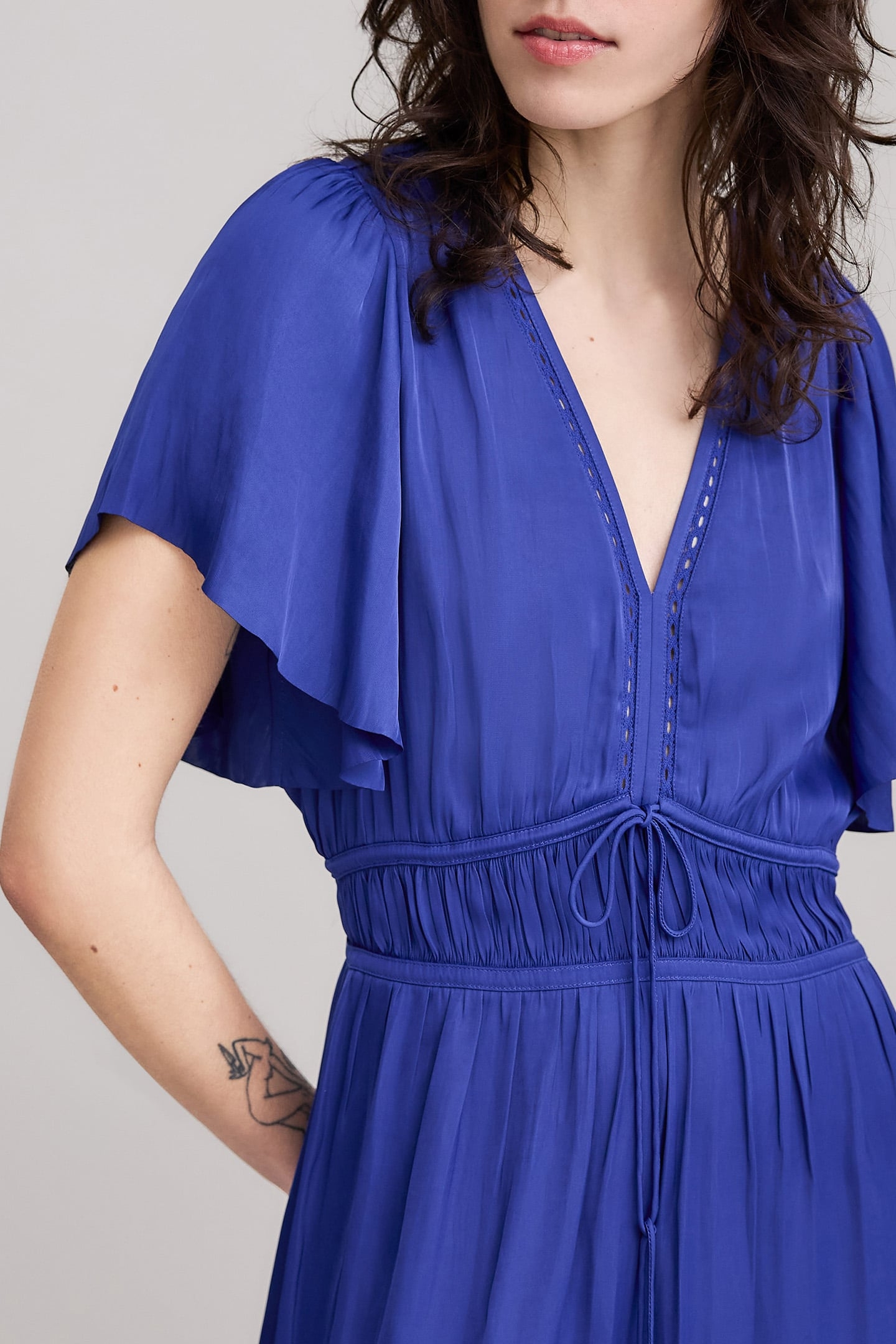 ROYAL BLUE CRUMPLED DRESS WITH BUTTERFLY SLEEVES 5