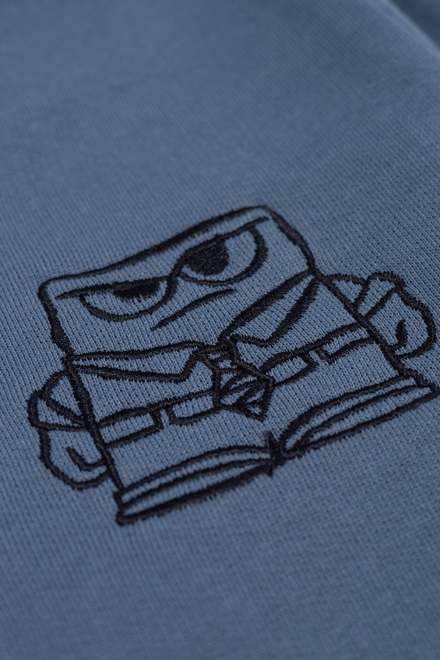 BOY'S BLUE EMBOSSED AND EMBROIDERED VICE-VERSA CARDIGAN 8