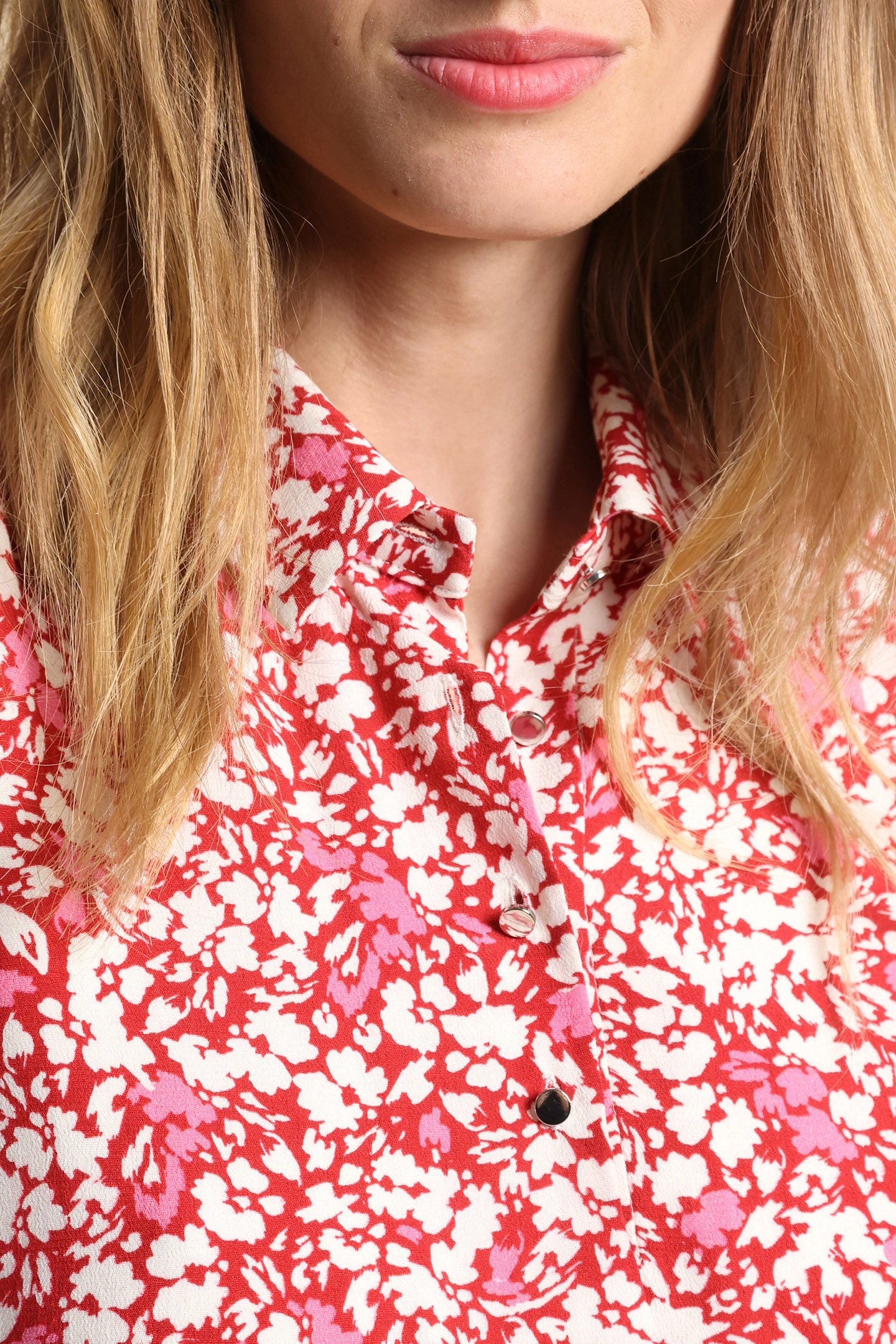 RED SHIRT DRESS WITH FLORAL TACHIST PRINT 7