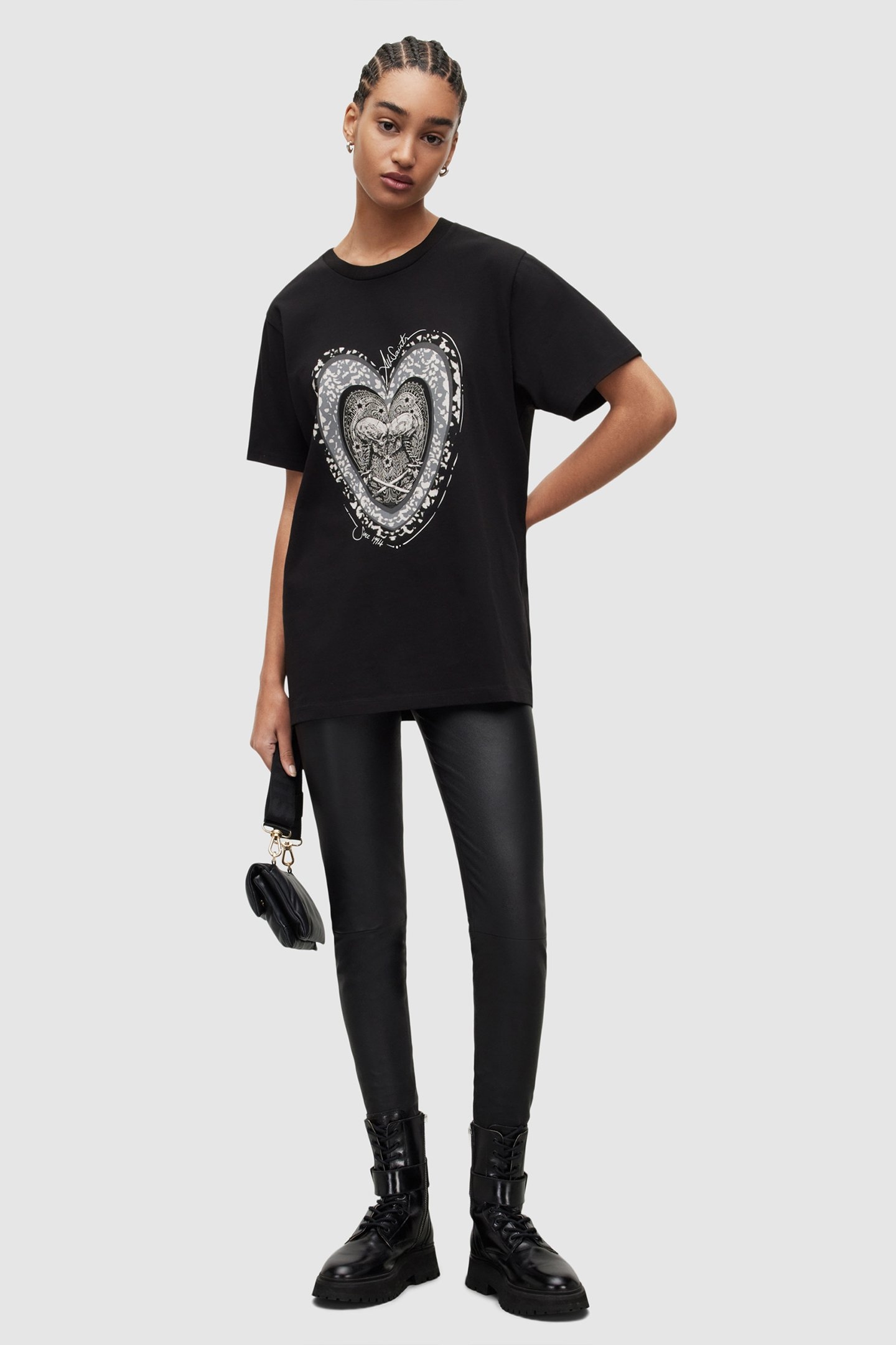LEVINE BOYFRIEND TEE BLACK 5