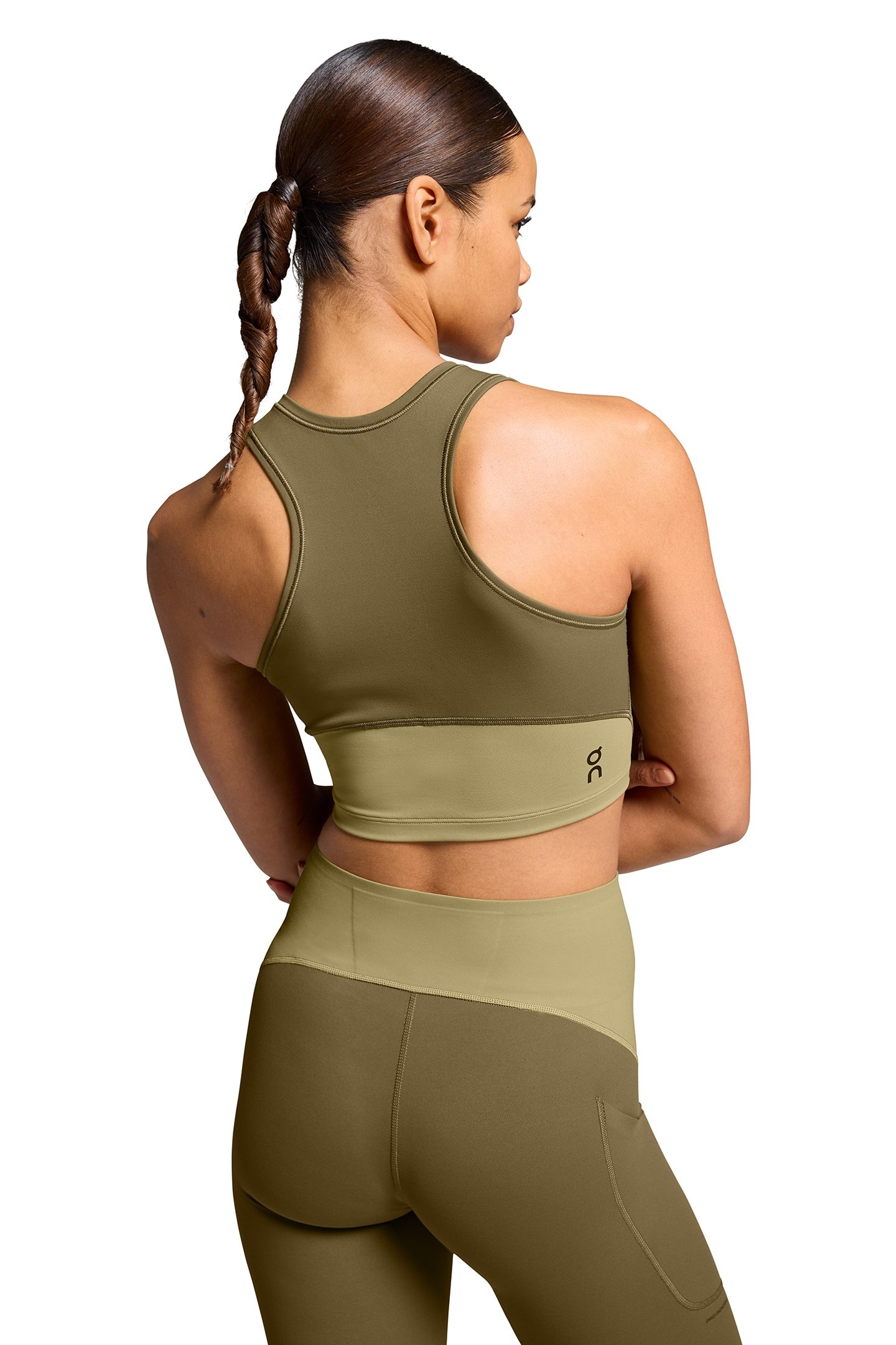 MOVEMENT CROP 2 HUNTER 2