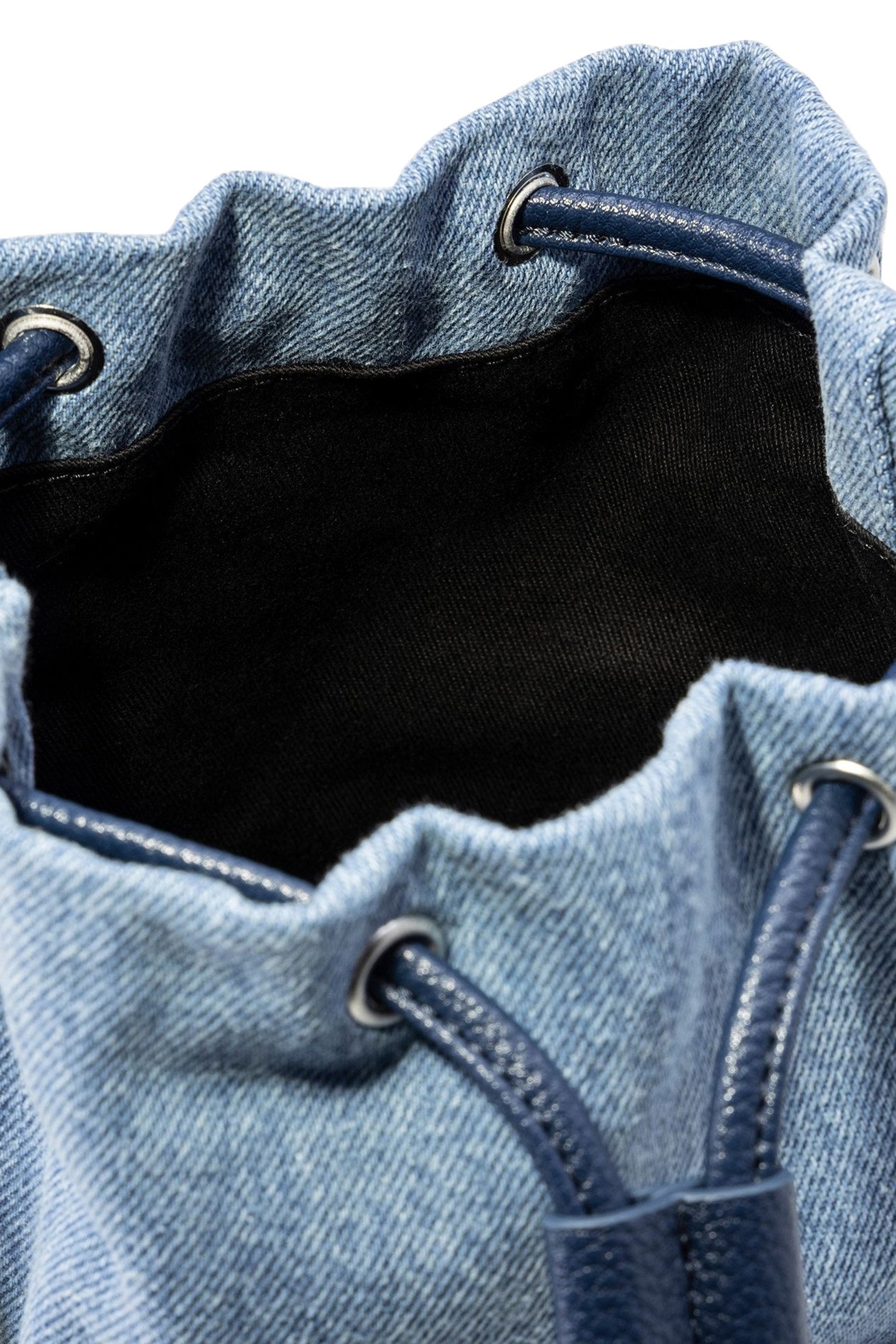 LEVI'S® BUCKET BAG IN INDIGO LIGHT WASH 5