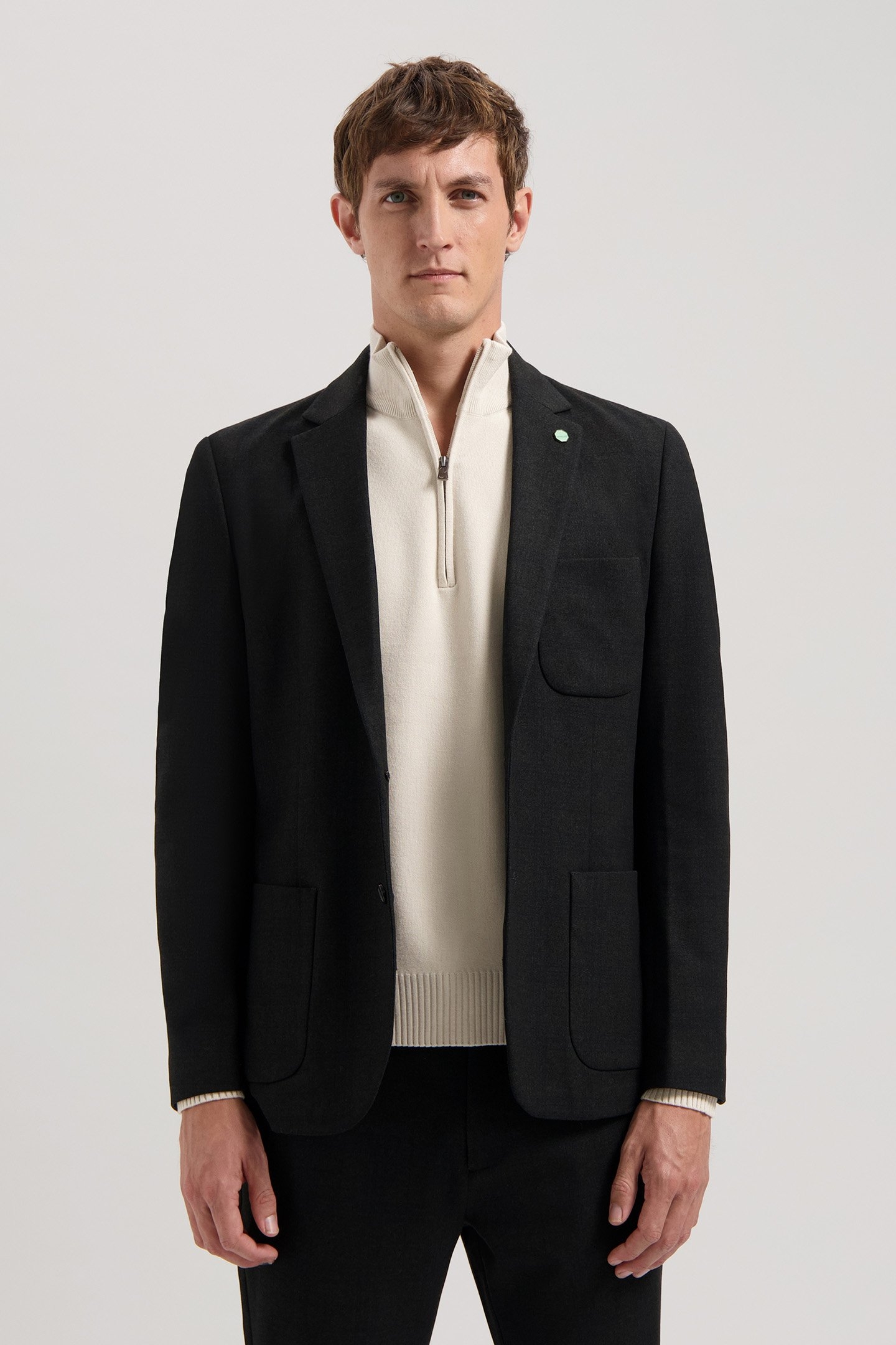 DS_TRAVEL CHECK BLAZER RAVEN 1