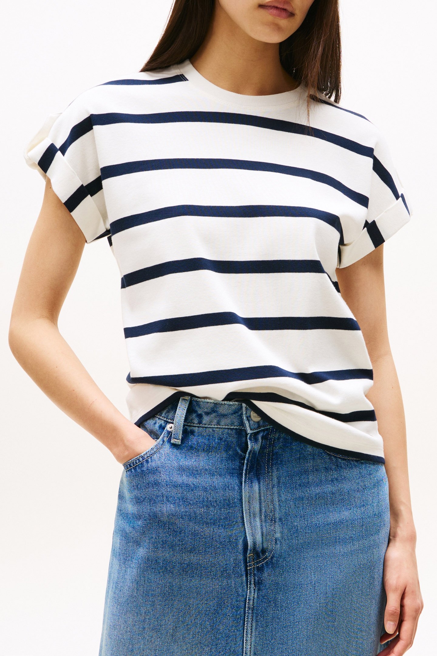 GOLD BUTTON MDRN REGULAR FIT T-SHIRT DARK NIGHT NAVY 1