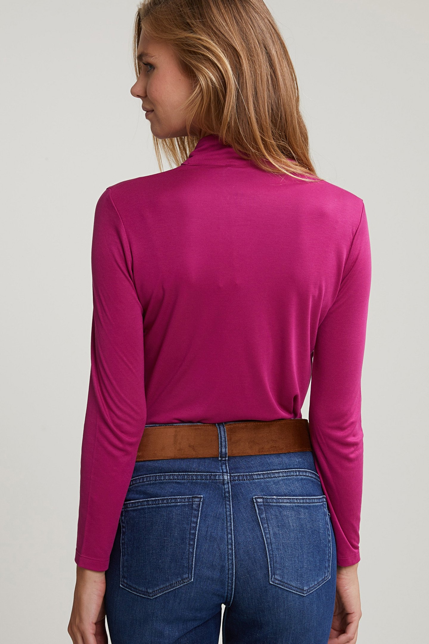 MAGENTA ROLL NECK T-SHIRT WITH BOW 2
