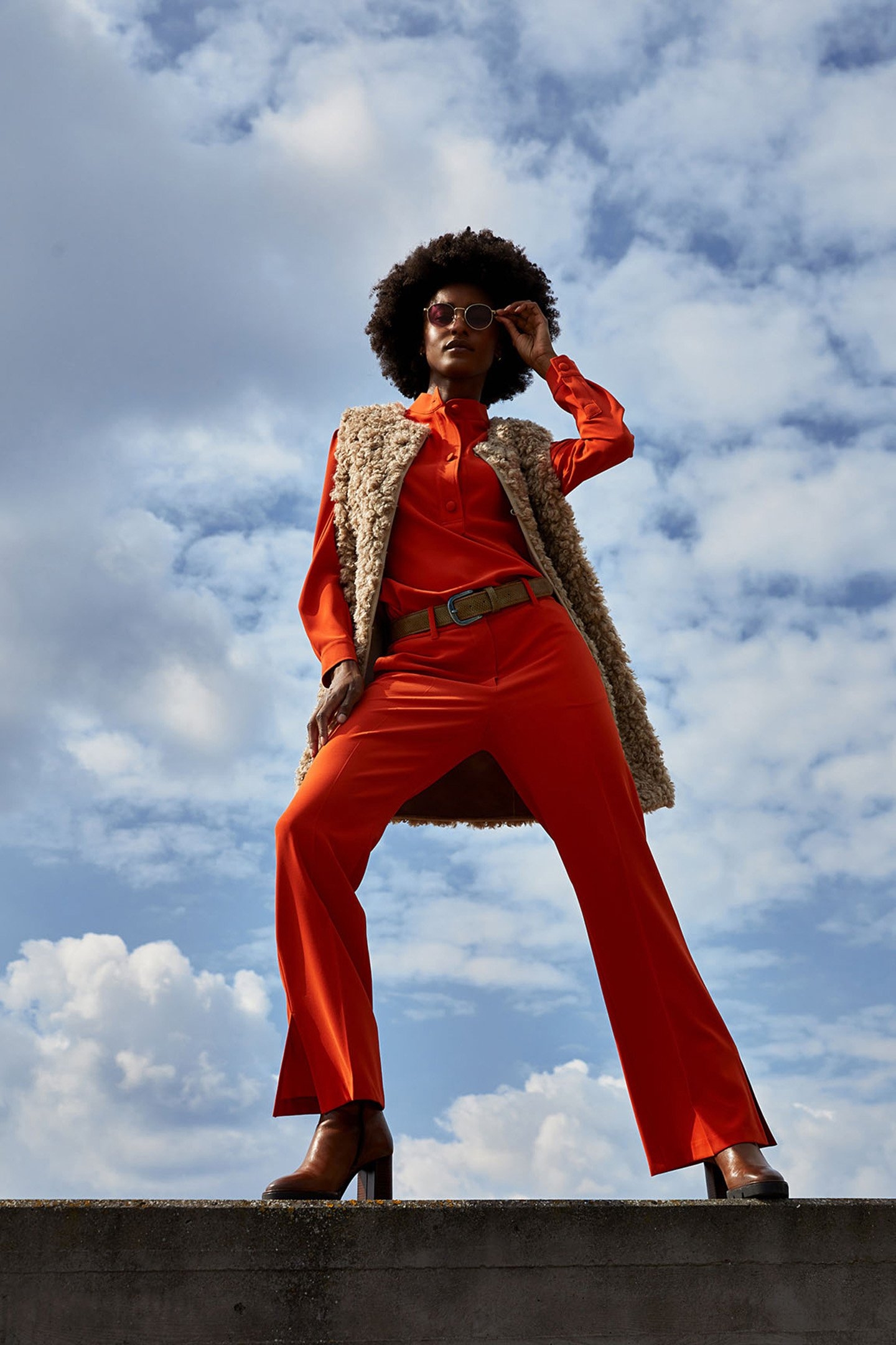 ORANGE CLASSIC PANTS WITH SIDE SLIT 5