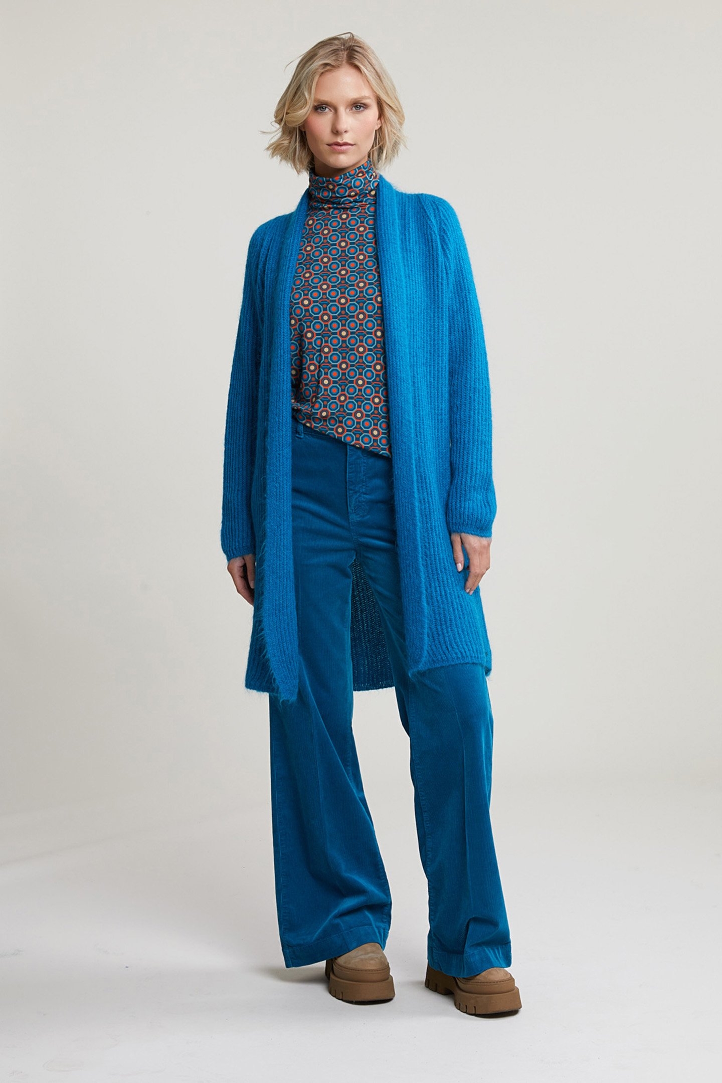 BLUE HIGH WAIST CORDUROY PANTS 3