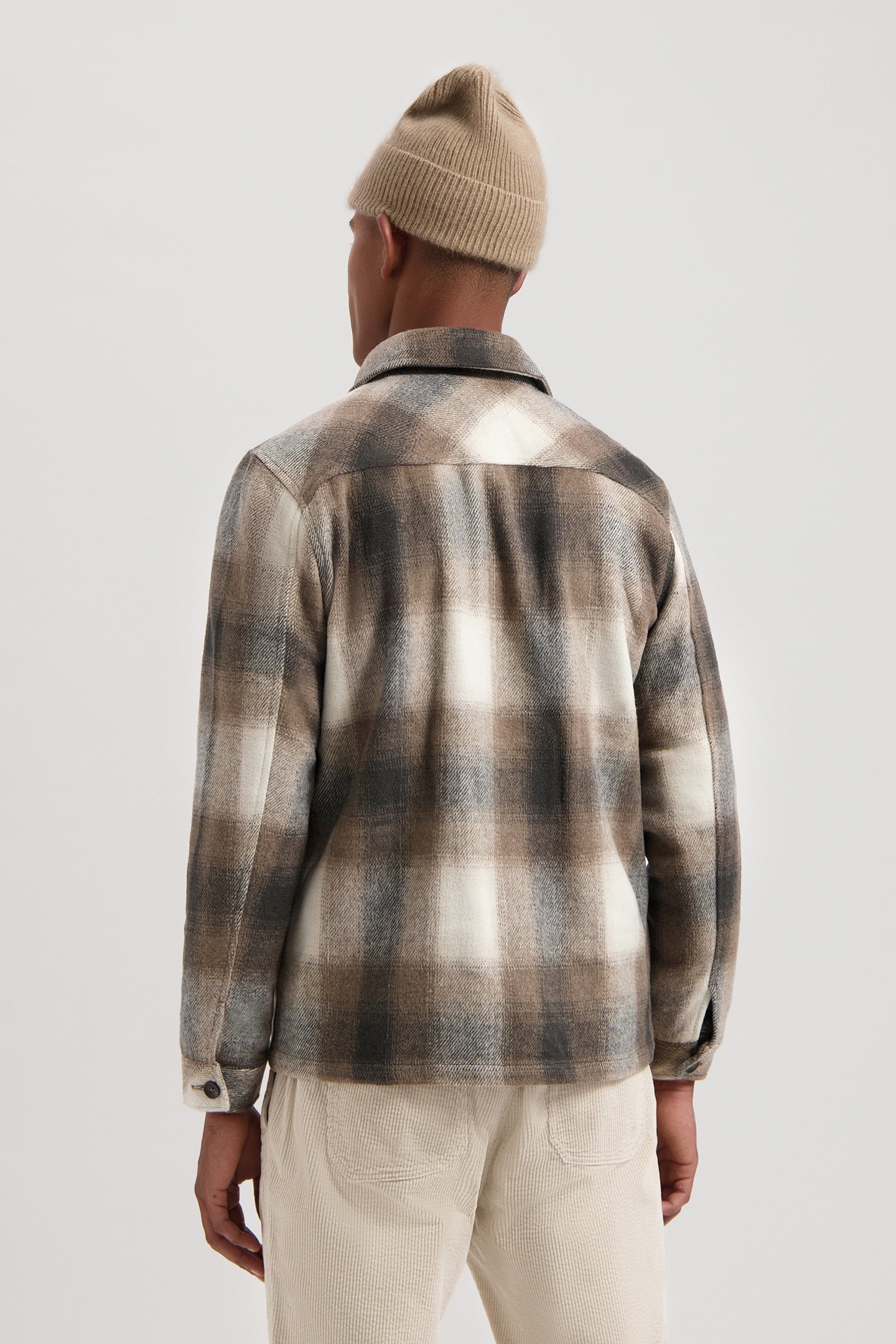 DS_KEY CHECK JACKET ELEPHANT SKIN 2