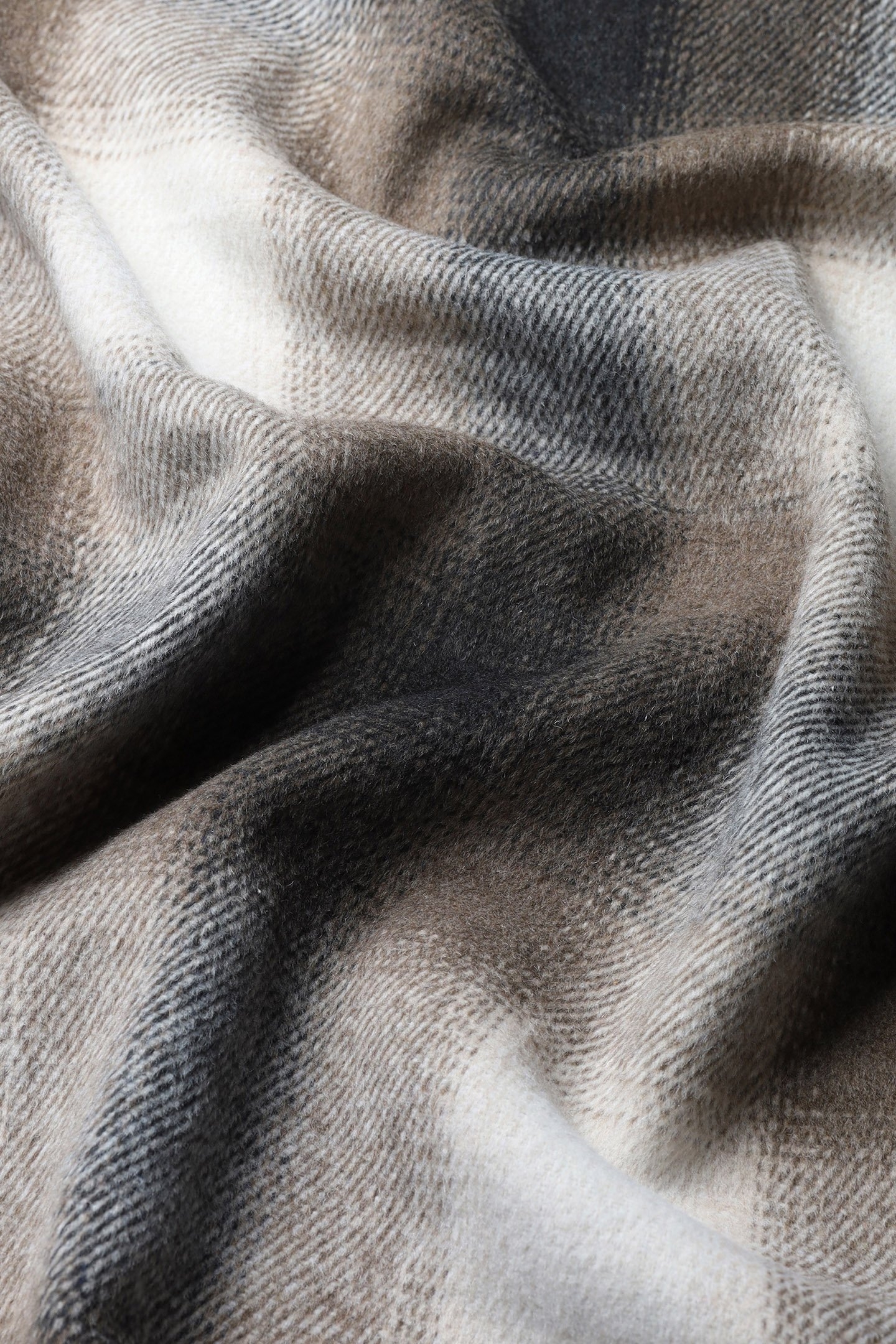 DS_KEY CHECK JACKET ELEPHANT SKIN 7