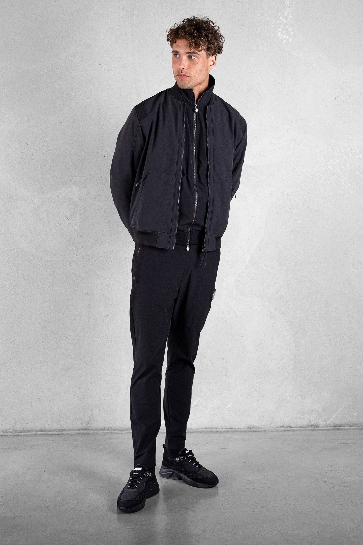 CHASE STRAIGHT BOMBER JACKET JET BLACK 3