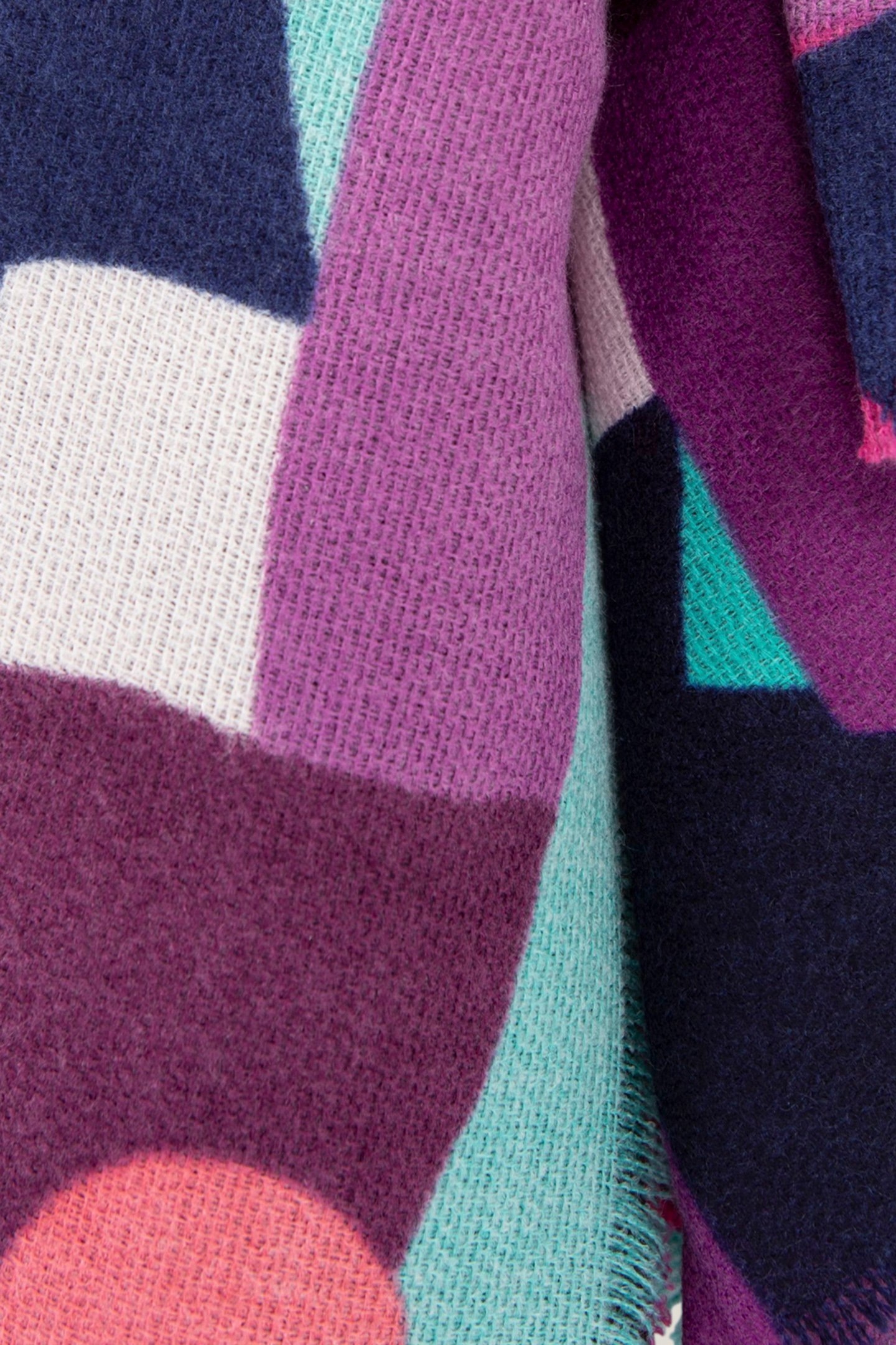 ARIA - NAVY SCARF WITH ABSTRACT PATTERN 4