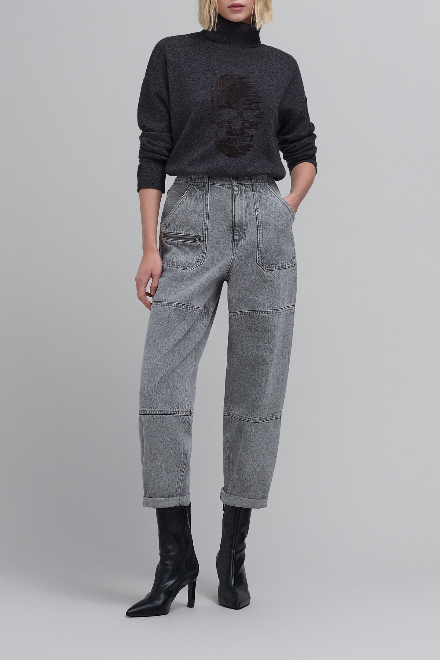 GREY LUREX SKULL KNIT SWEATER 3