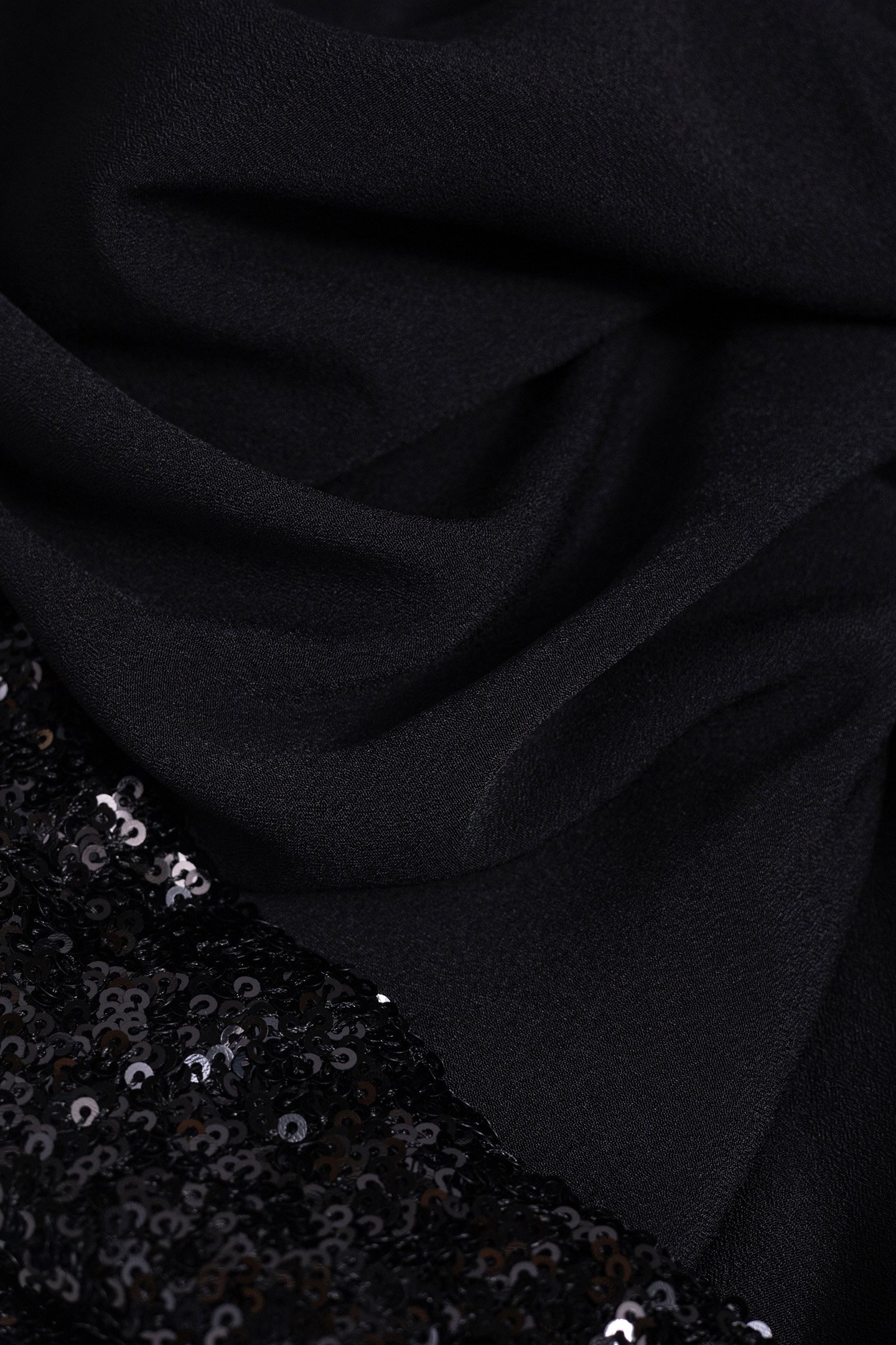 BLACK SEQUIN EMBROIDERY TRUMPET SLEEVE TOP 6