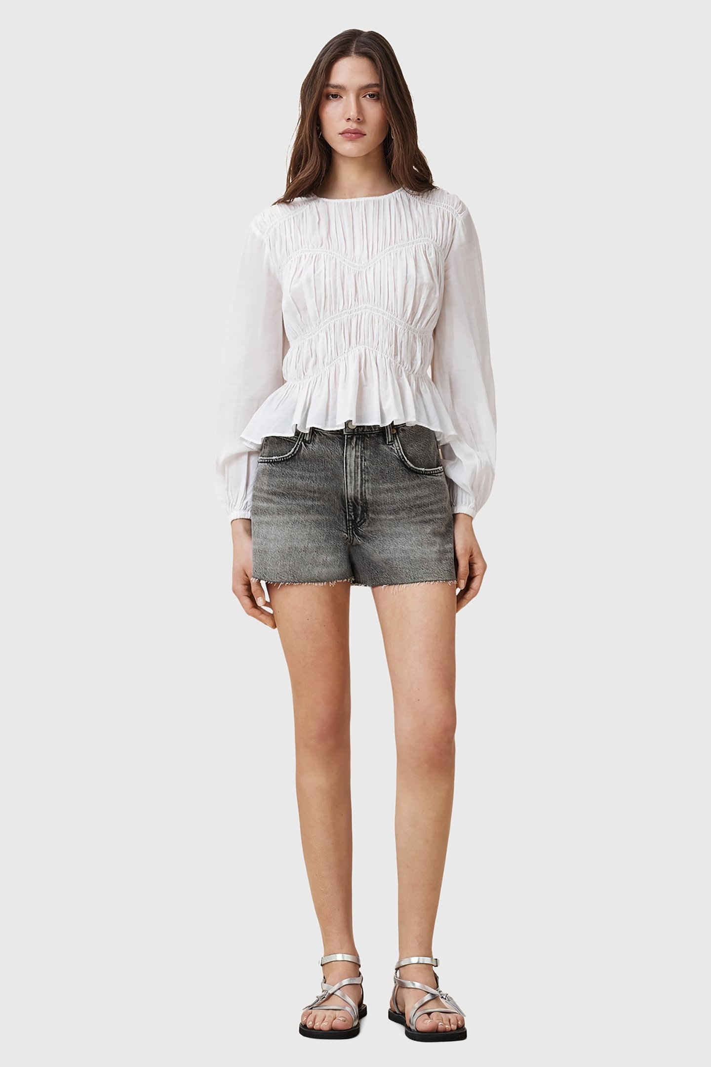 TATE DENIM SHORT WASHED GREY 3