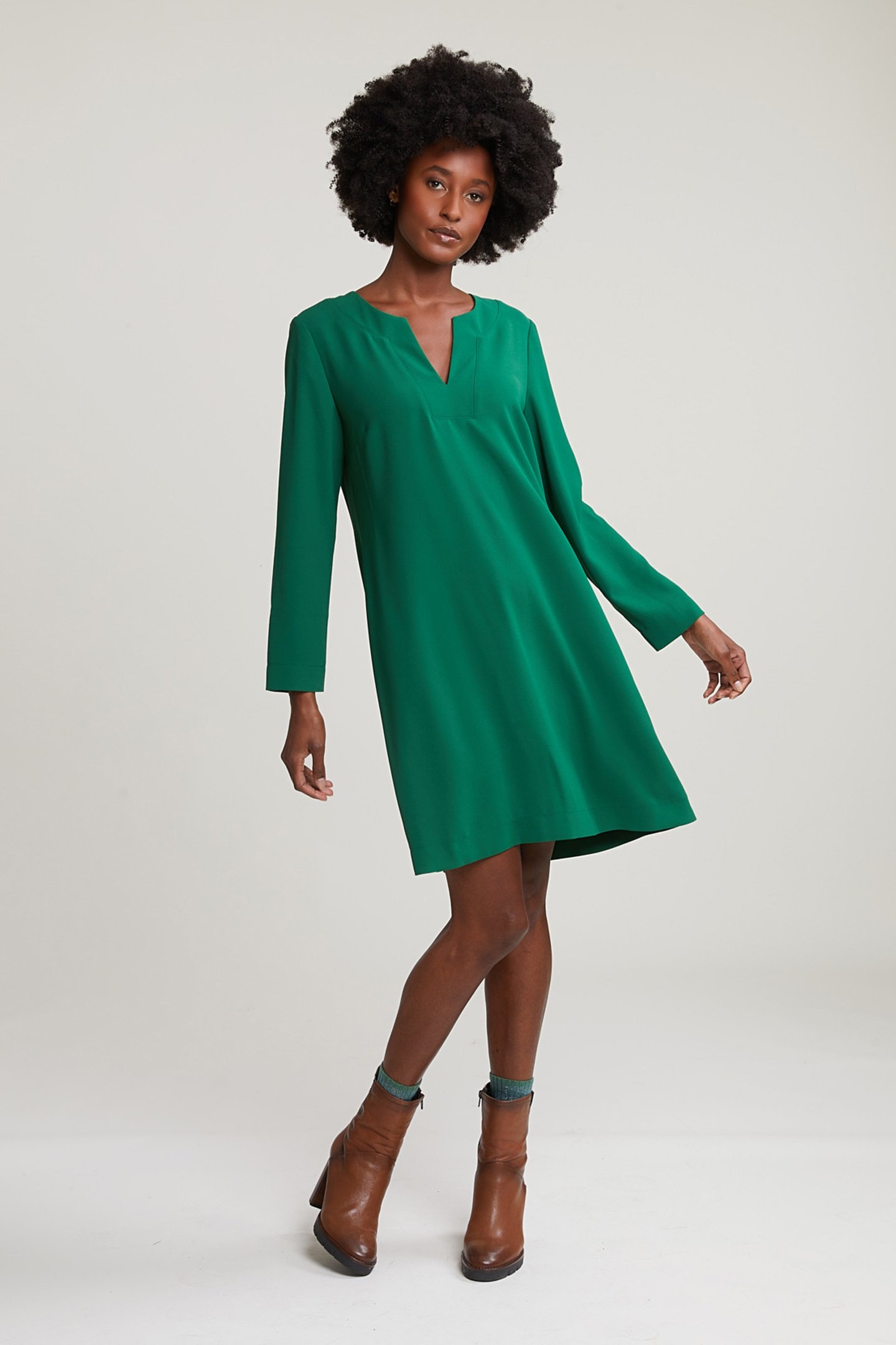 V-NECK DRESS LONG SLEEVES GREEN 1
