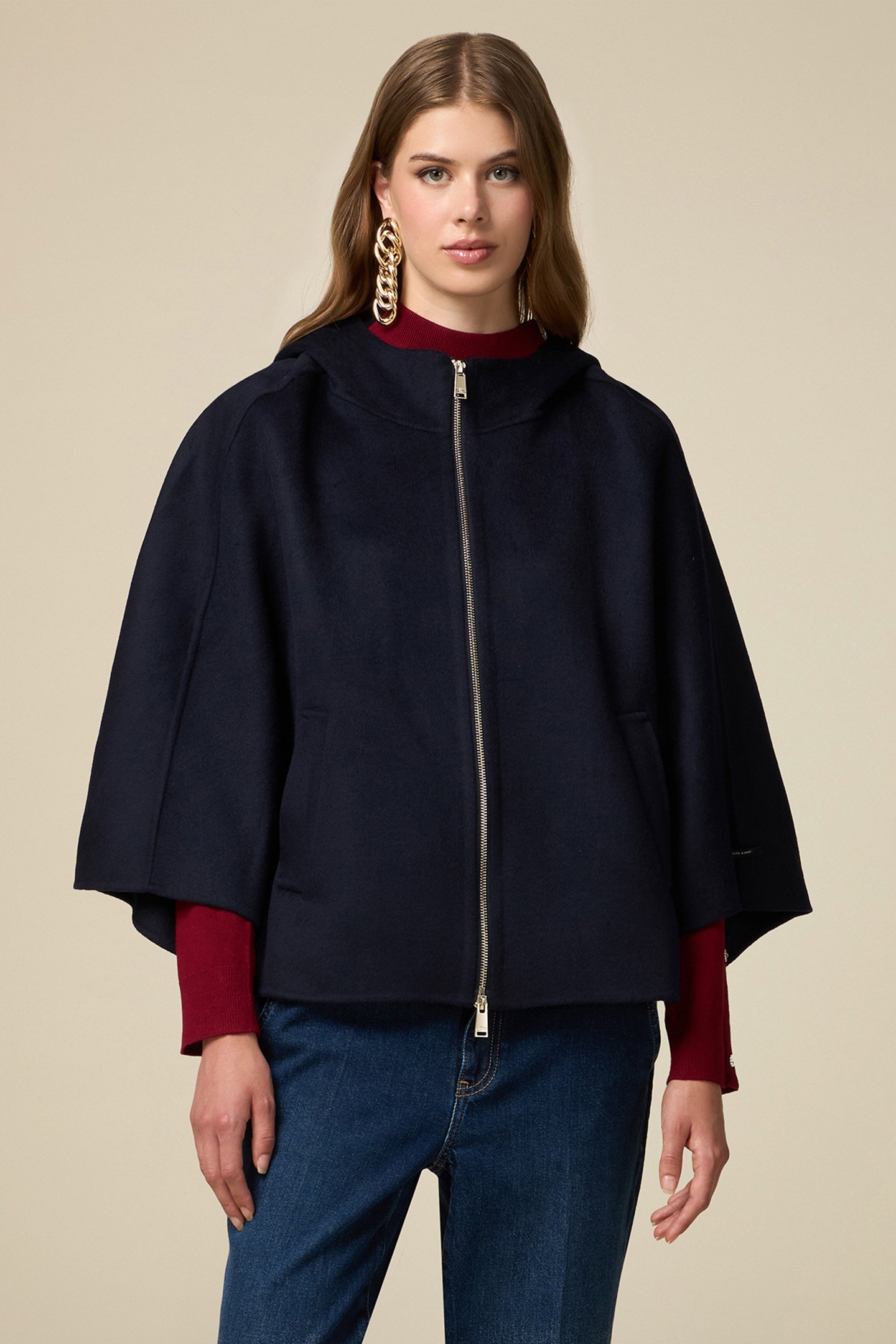 CLOTH CAPE WITH HOOD BLUE 1