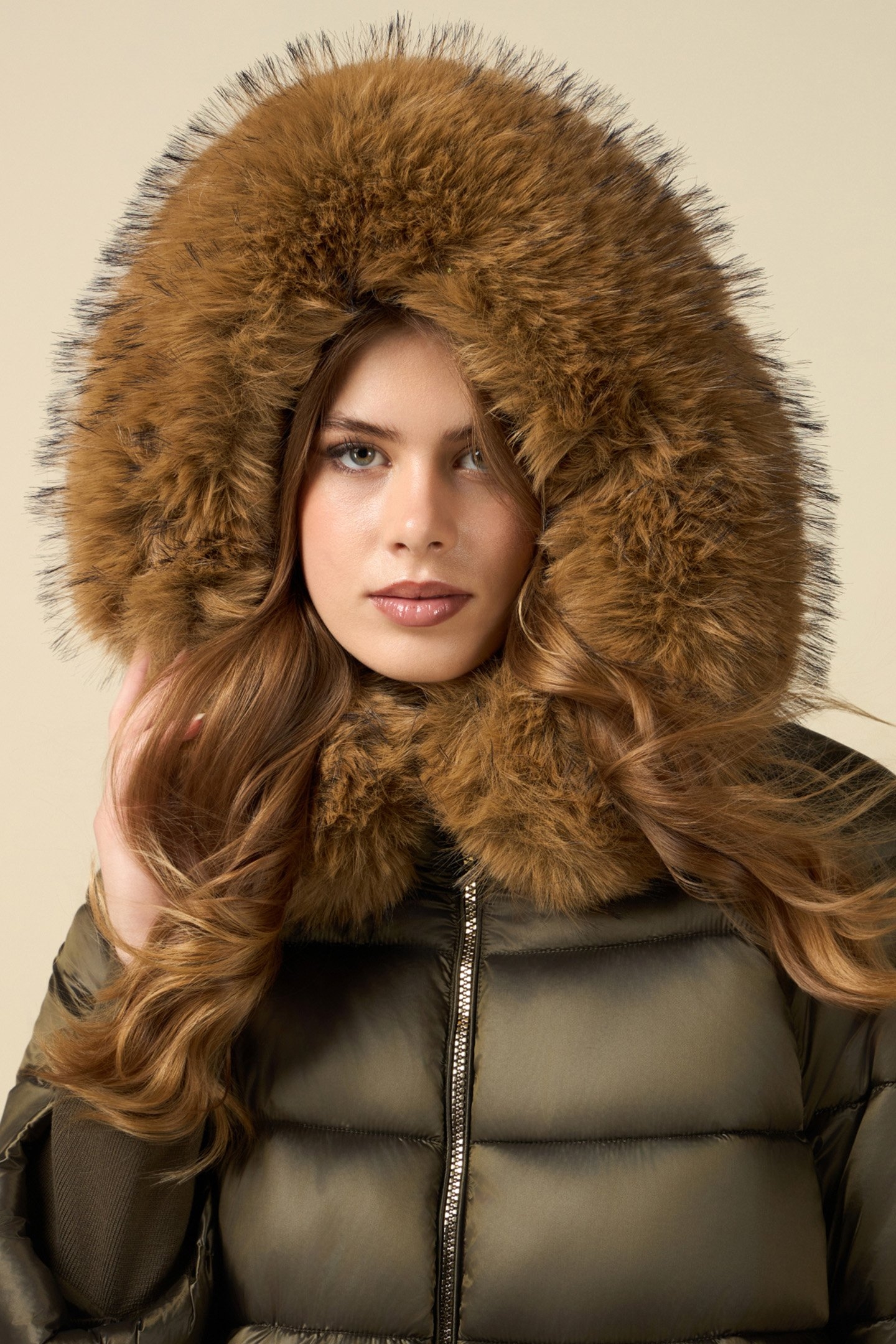 MIDI DOWN JACKET WITH HOOD AND CUFFS GREEN 4