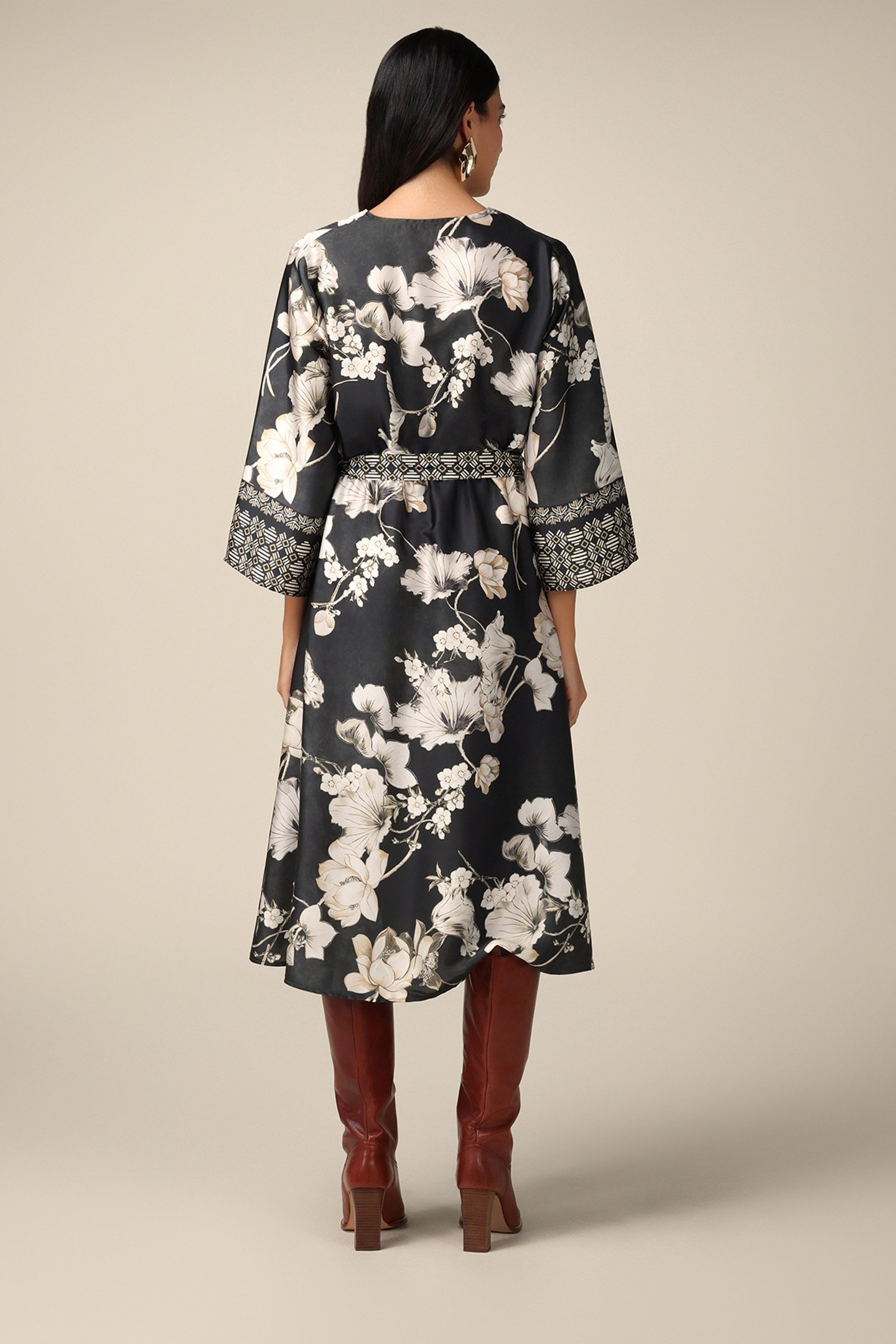 FLORAL SATIN MIDI DRESS BLACK 2