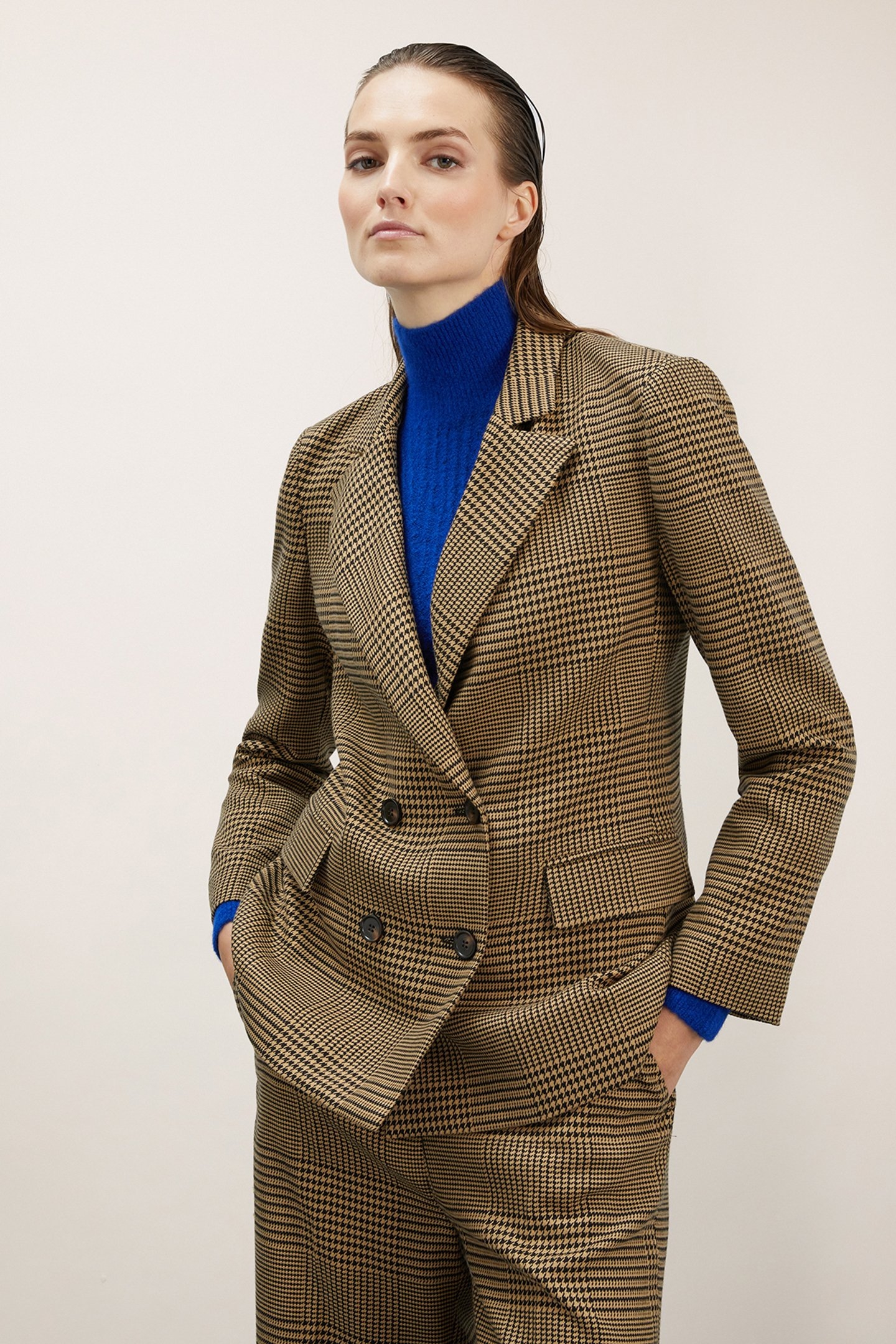 CHEQUERED DOUBLE-BREASTED JACKET BROWN 1